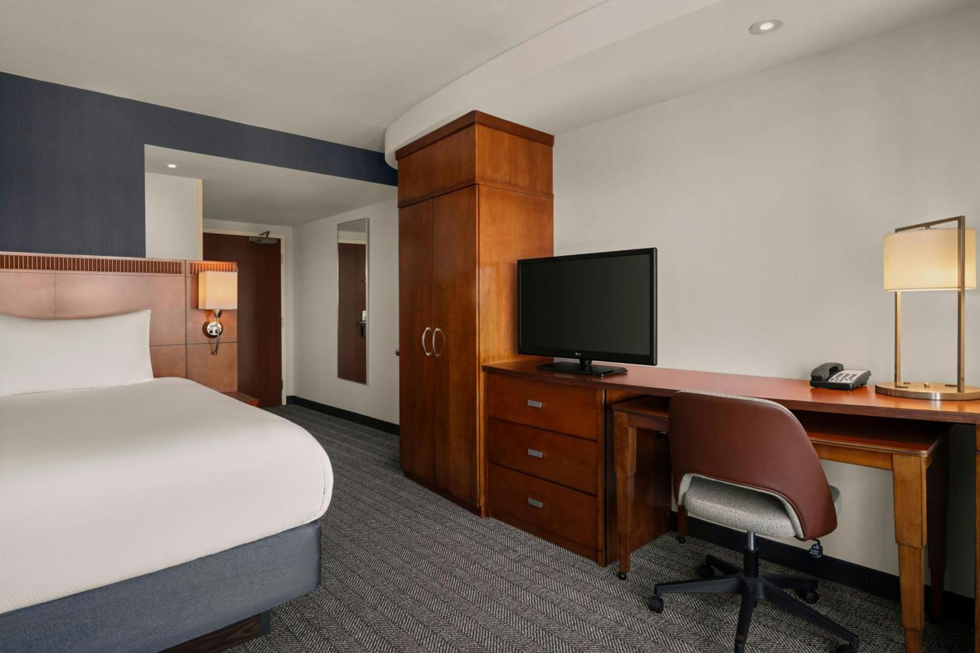 King Room with Water View and Sofa Bed