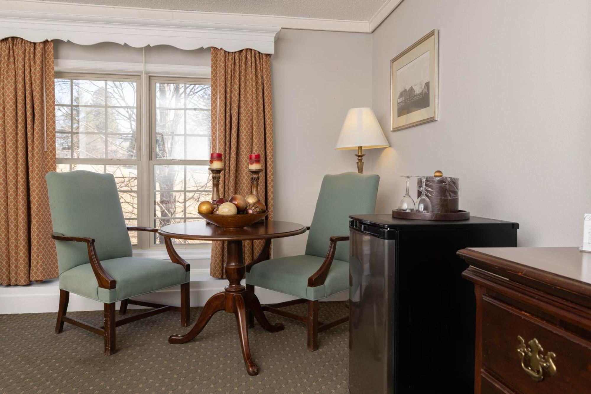 Executive Queen Room