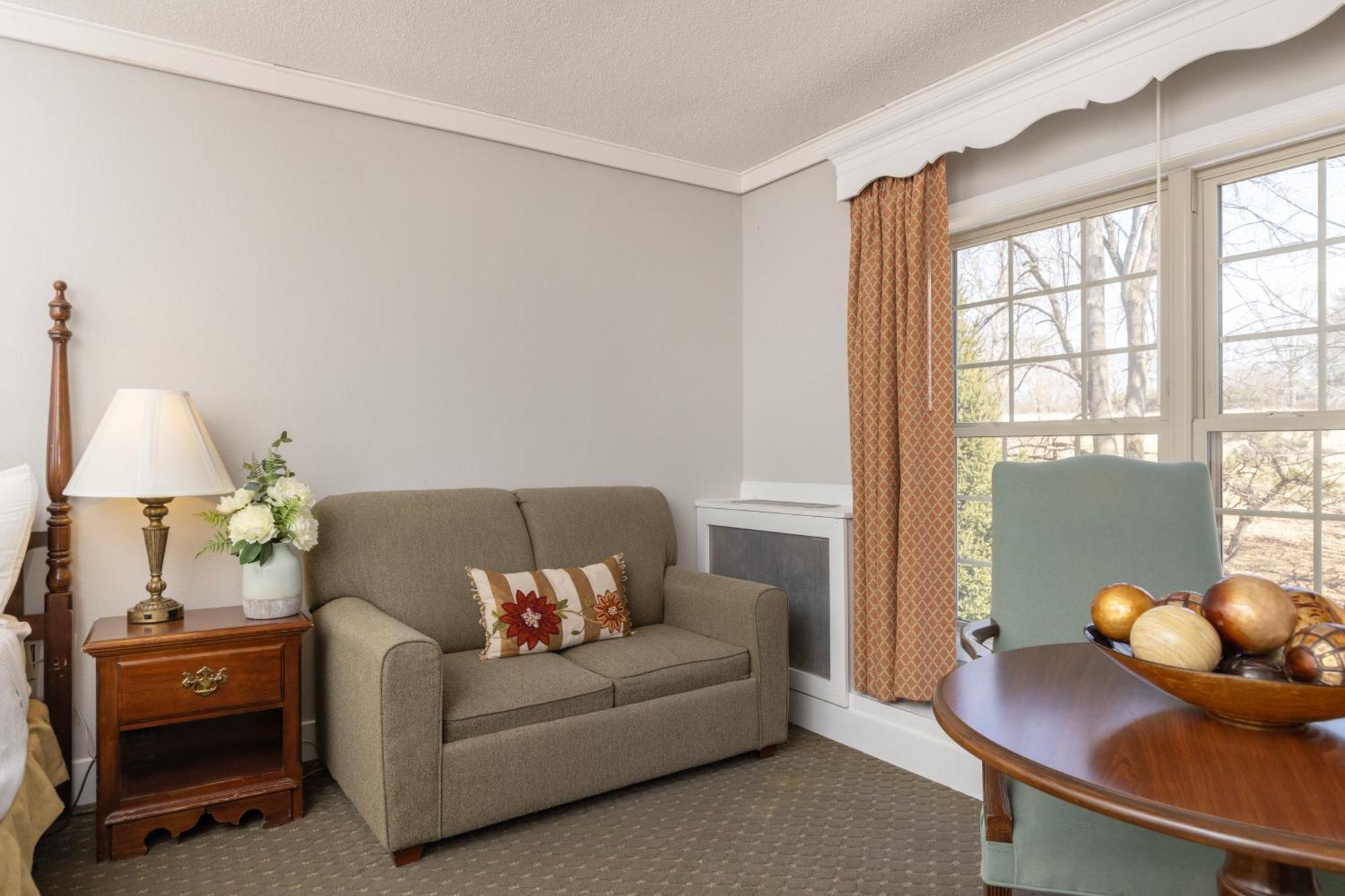 Executive Queen Room