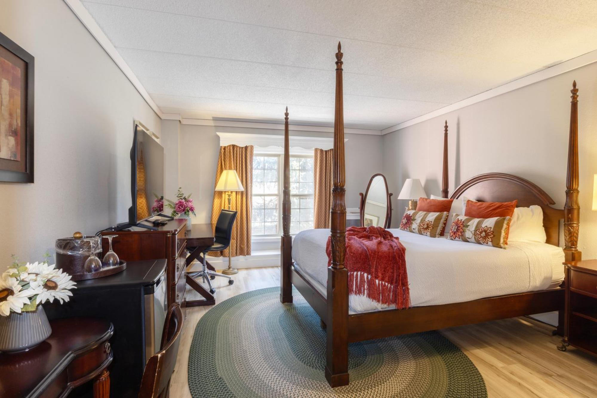 Executive Queen Room