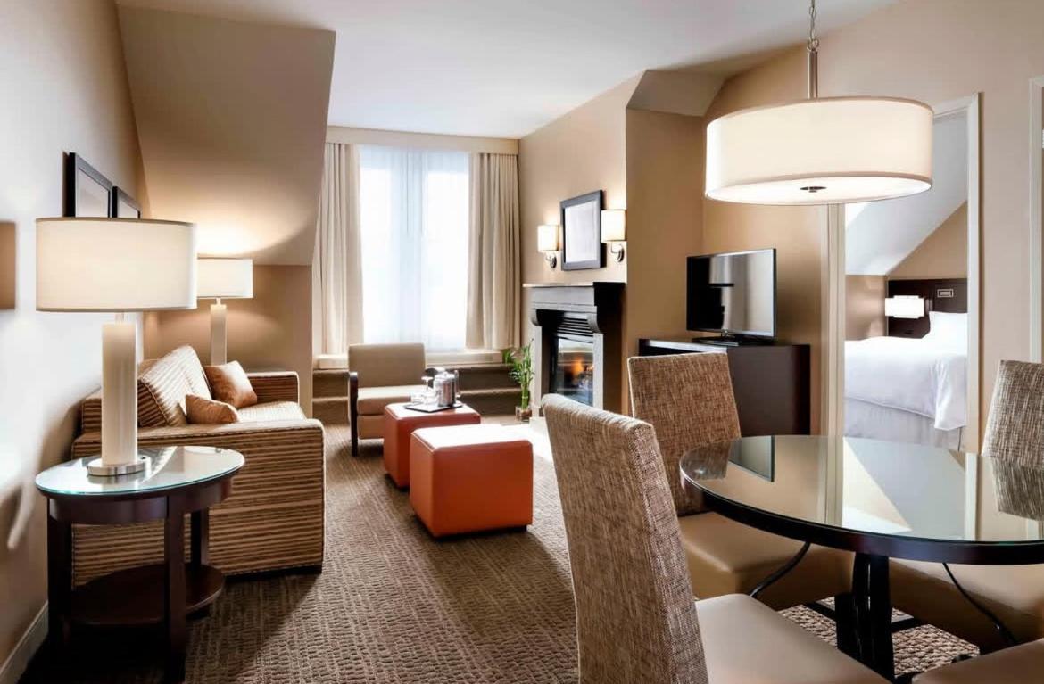 Suite, 1 Bedroom Suite, 1 King, Sofa bed, Fireplace