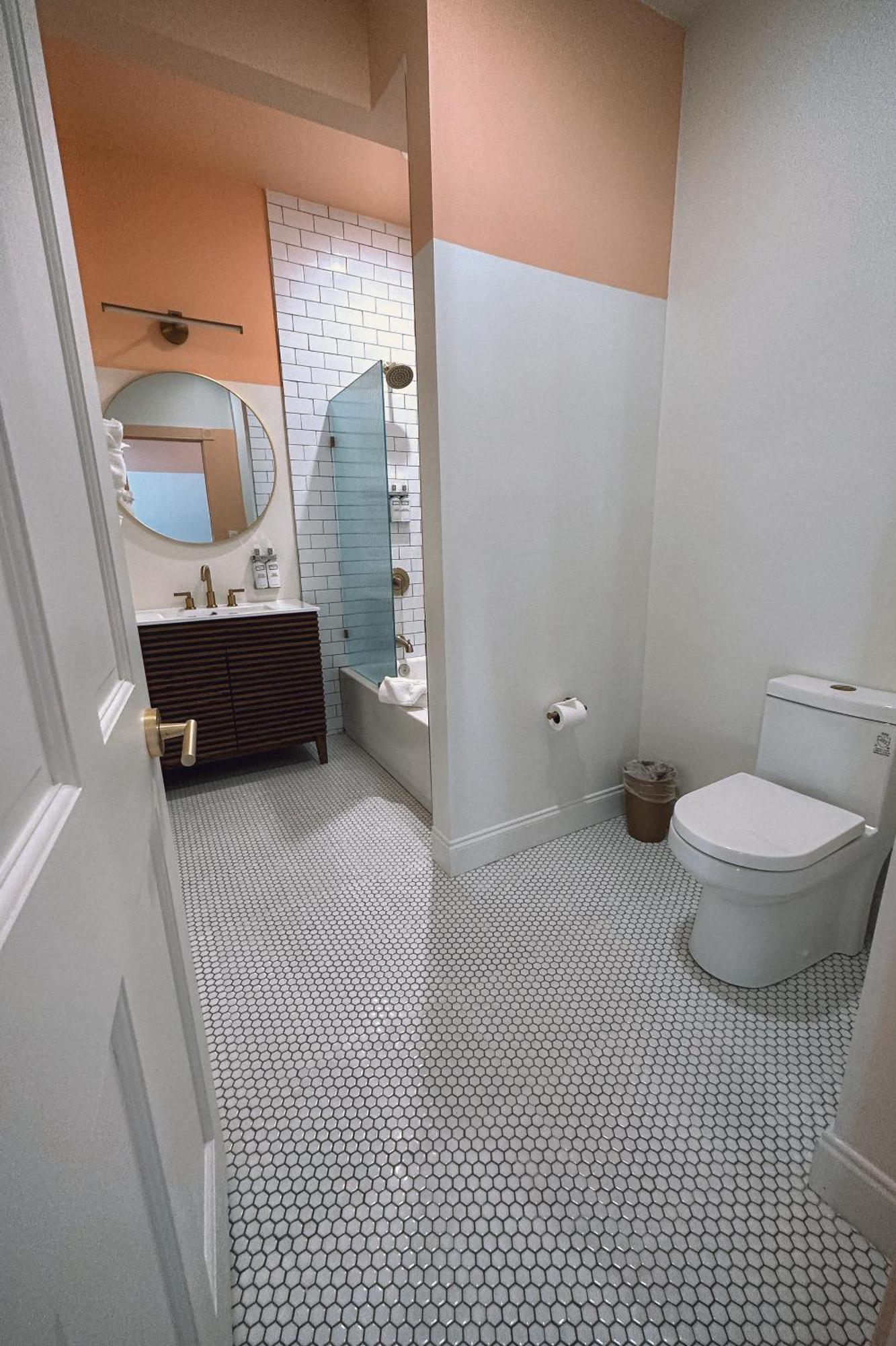 Superior King Suite