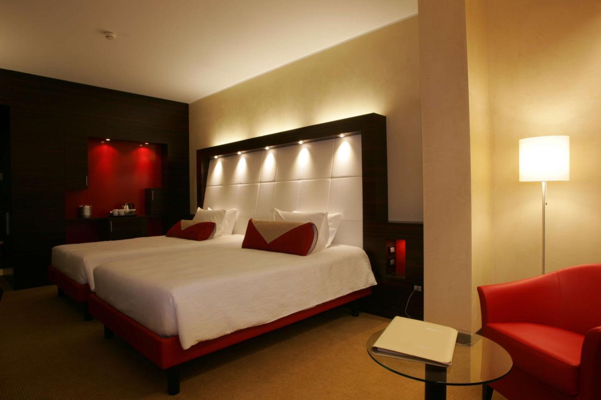 Deluxe Room,1657151367:JPEG