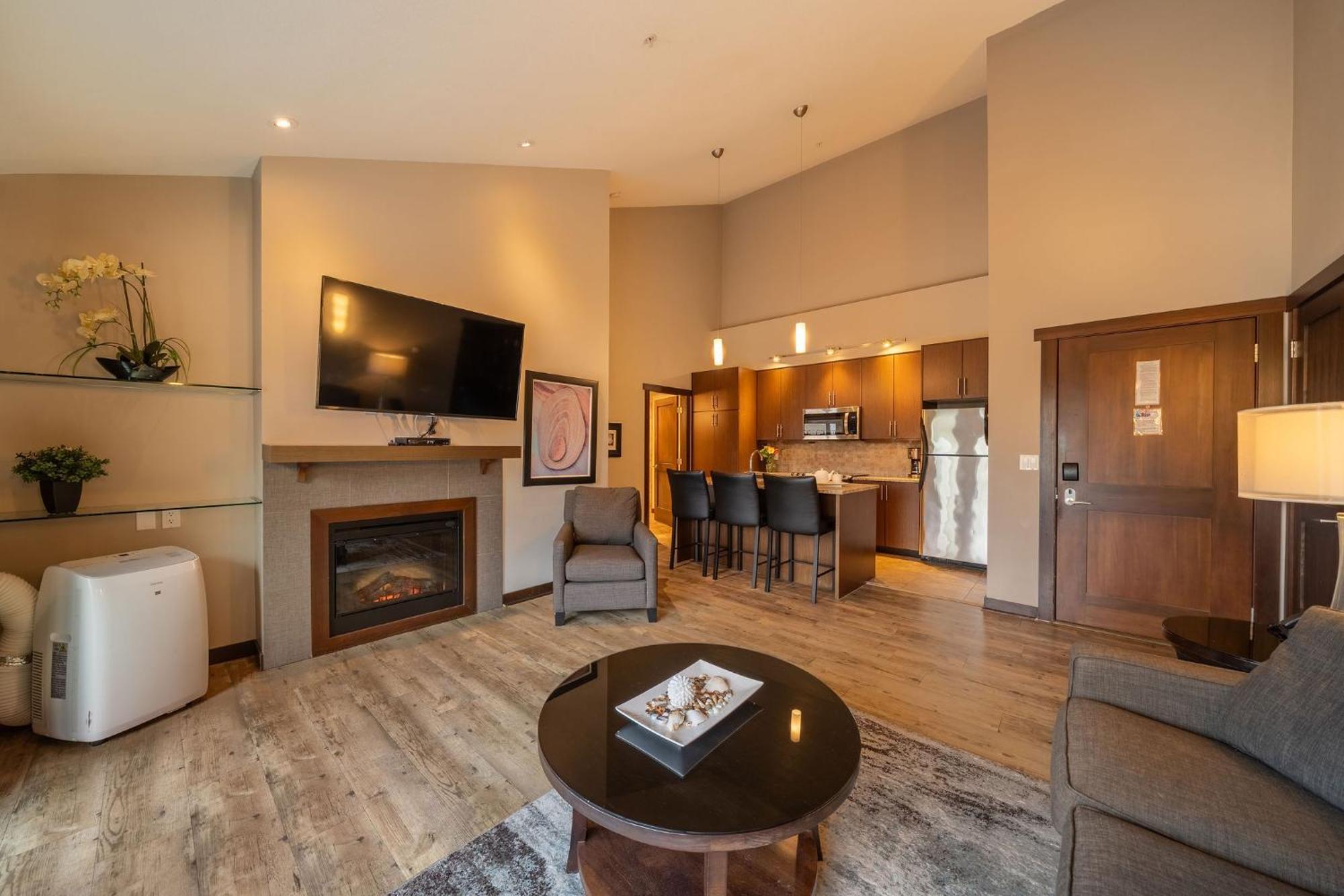 One-Bedroom Suite