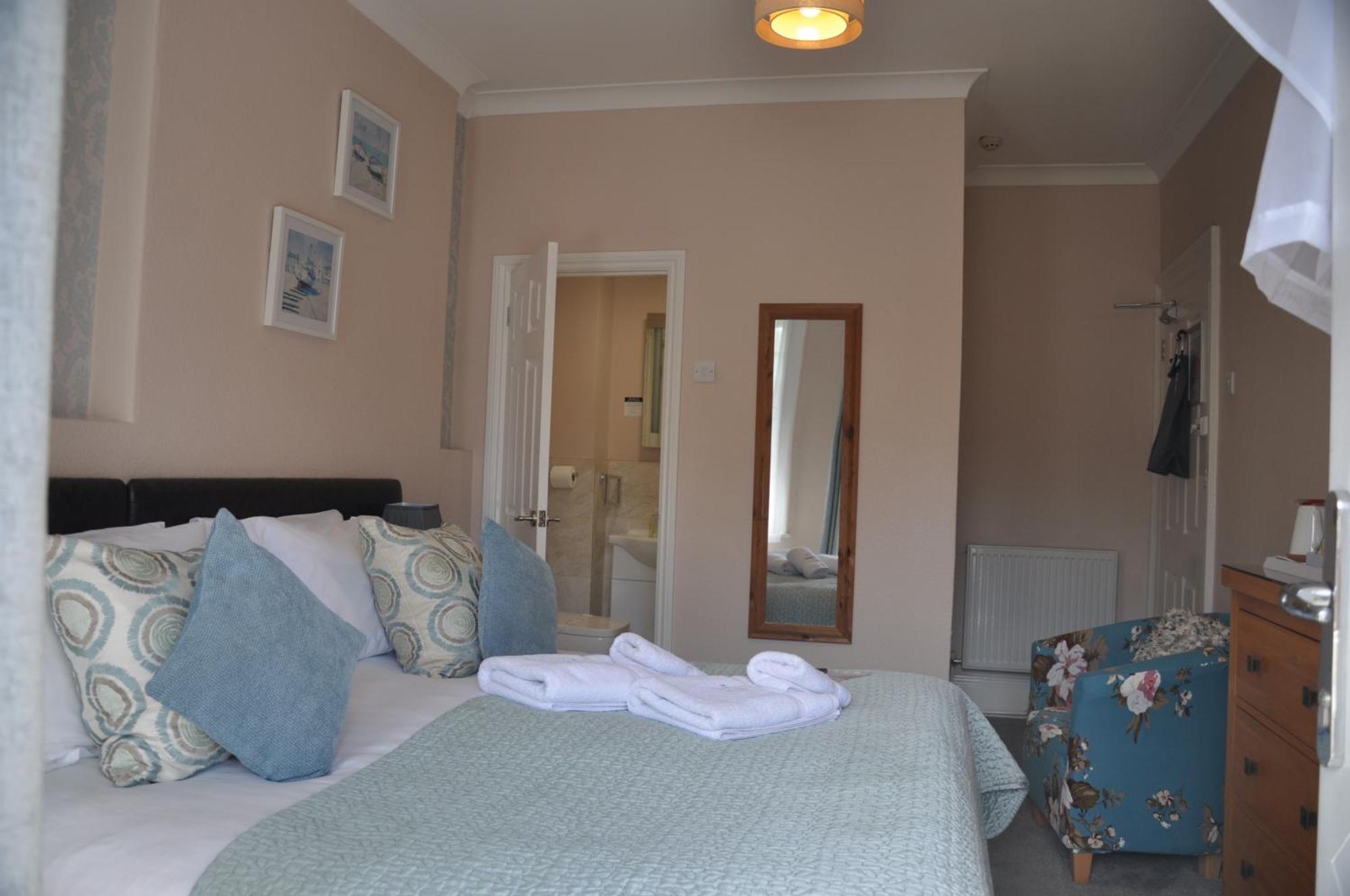 Double room Super King Bed En-suite Balcony