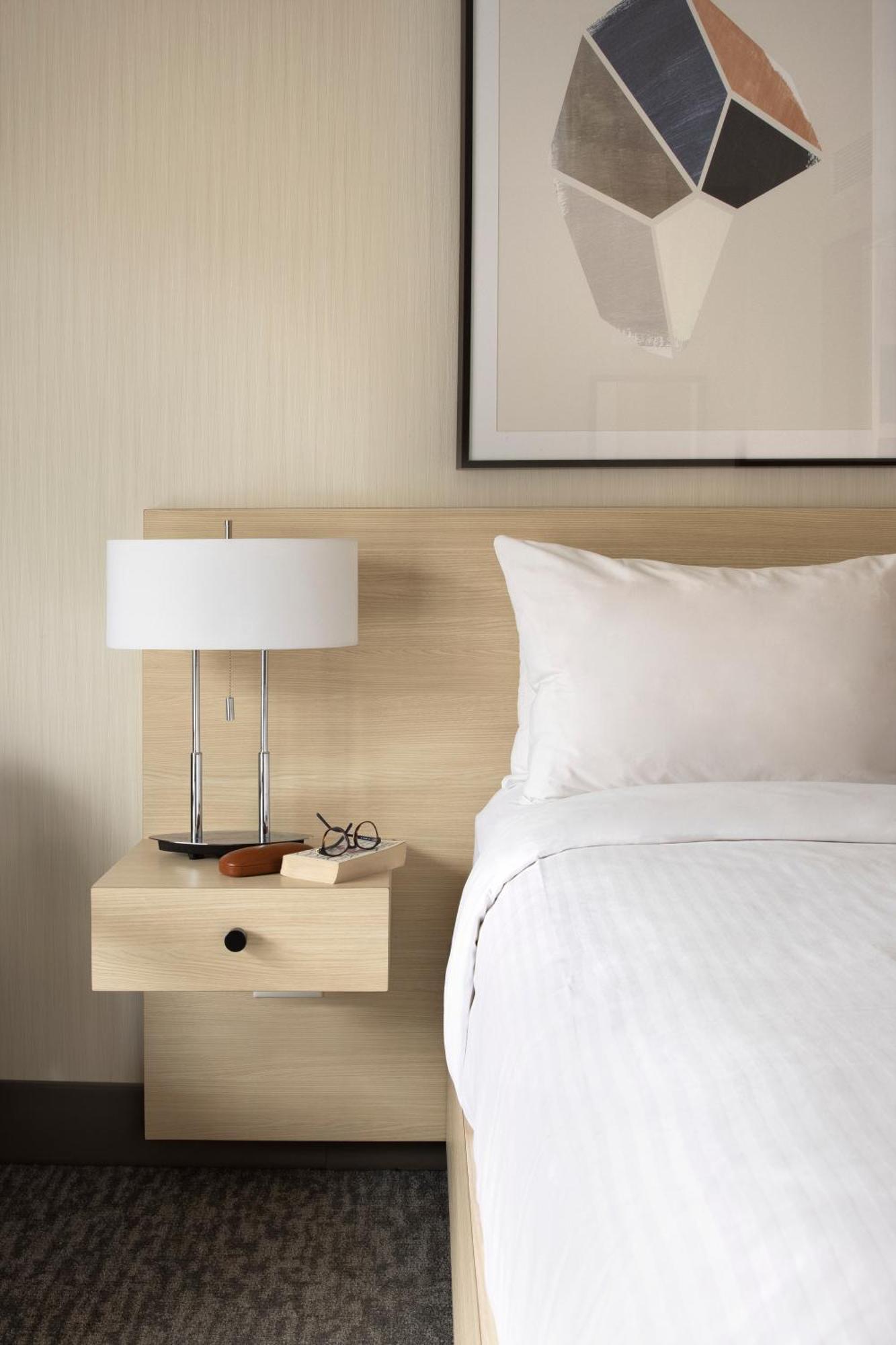 Premium Queen Room Two Queen beds Bath
