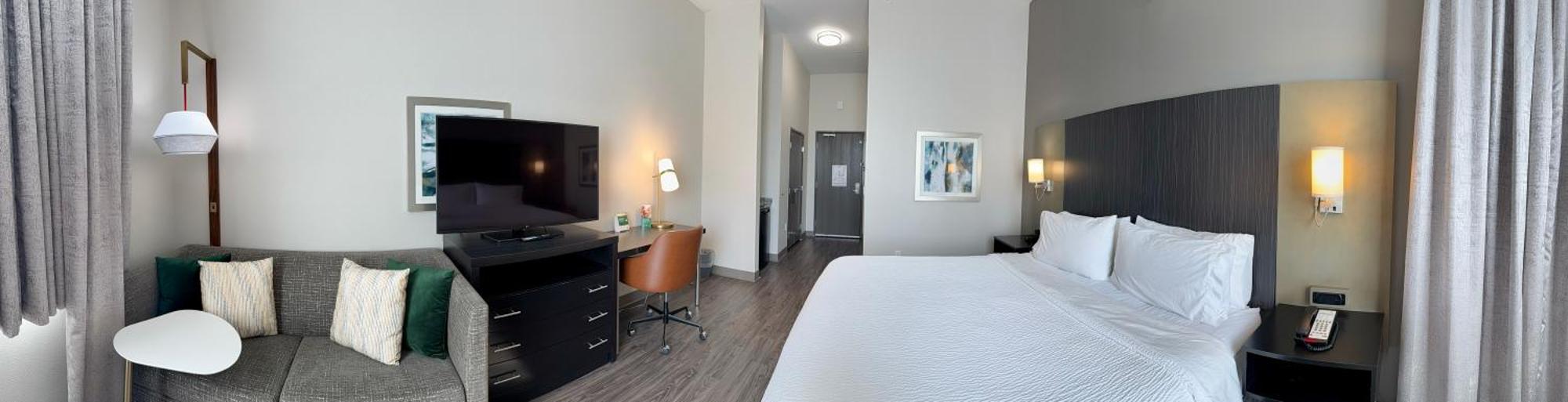 Standard King Room