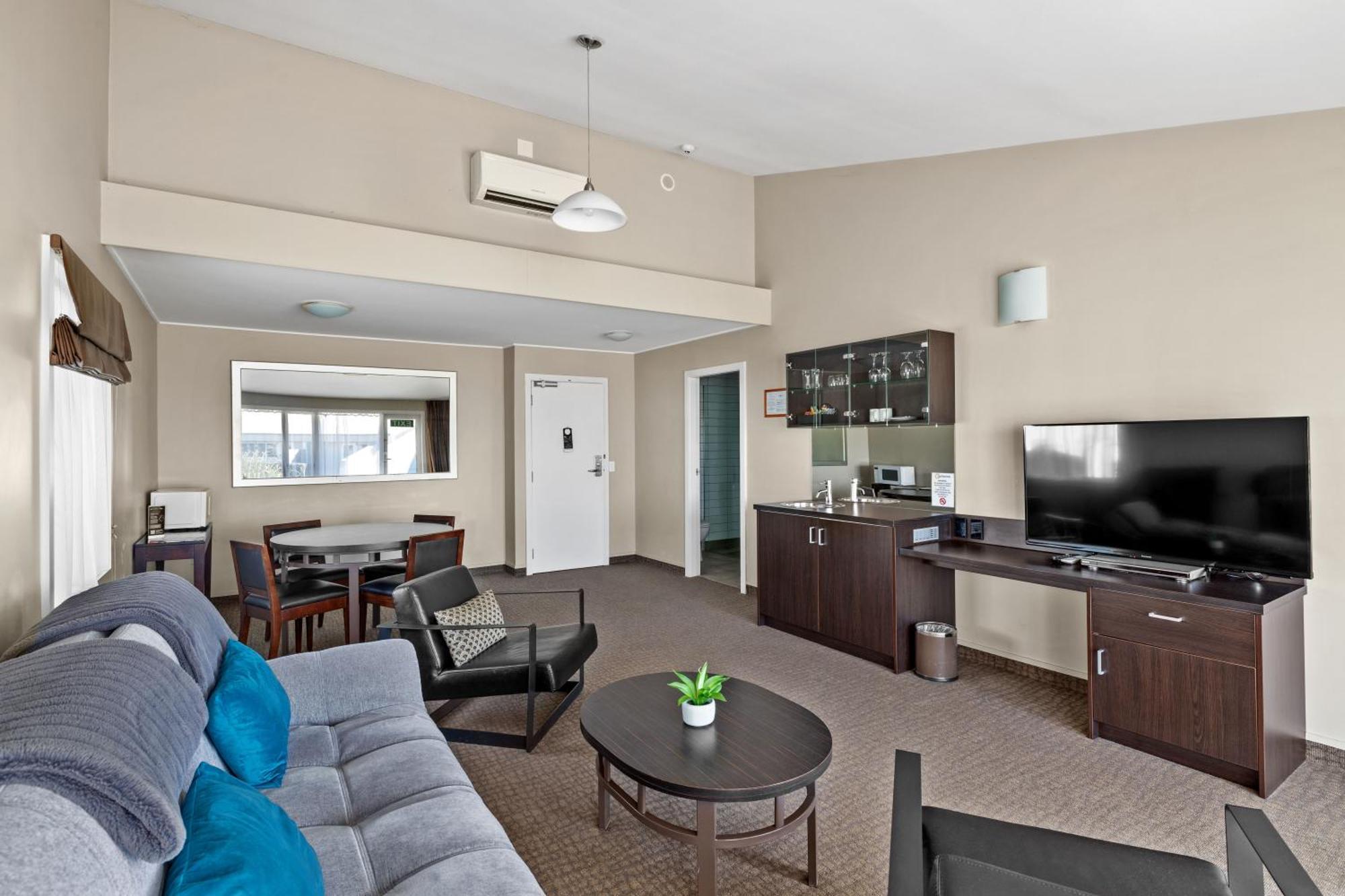 Executive Suite