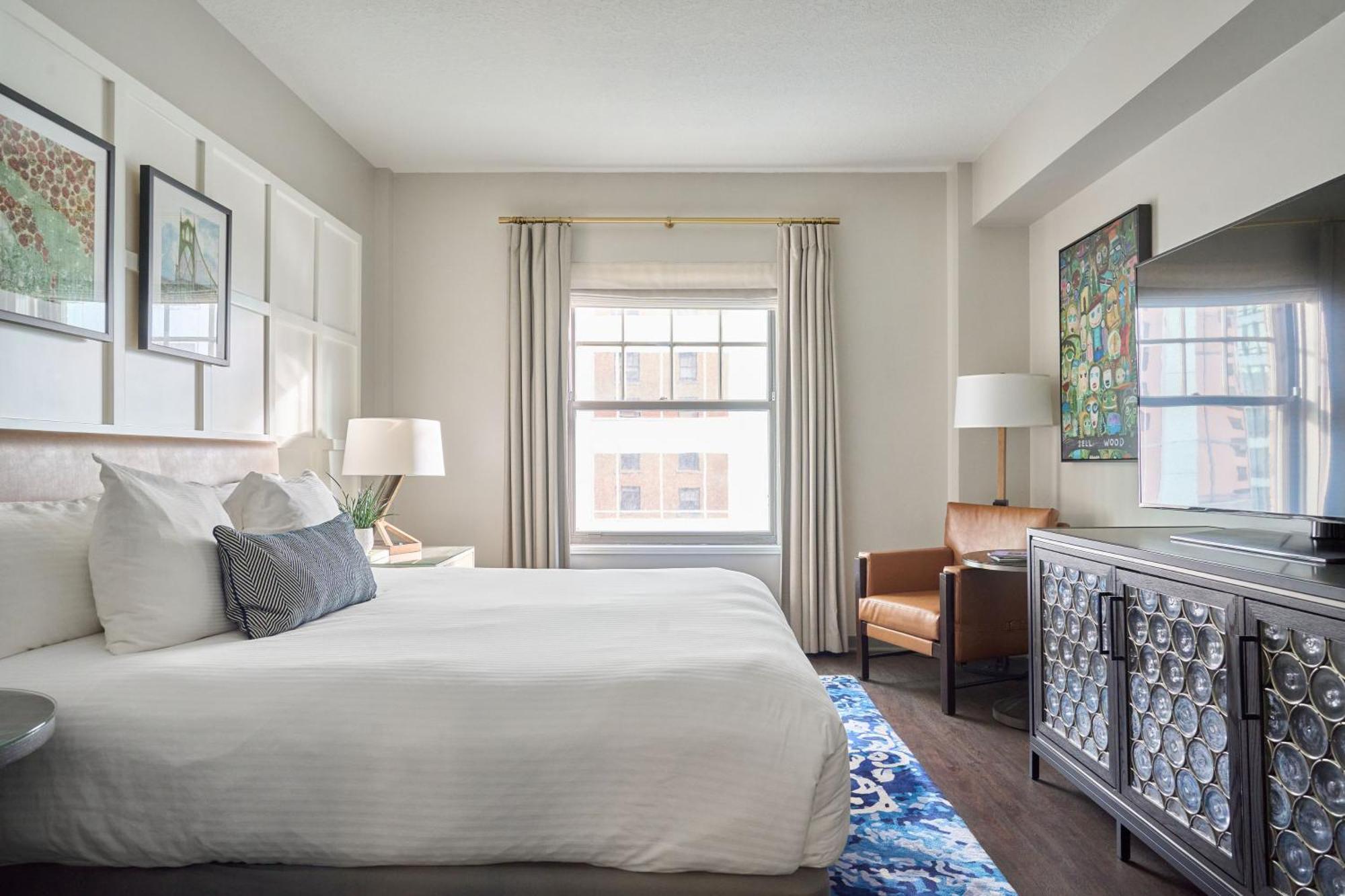 King Guestroom
