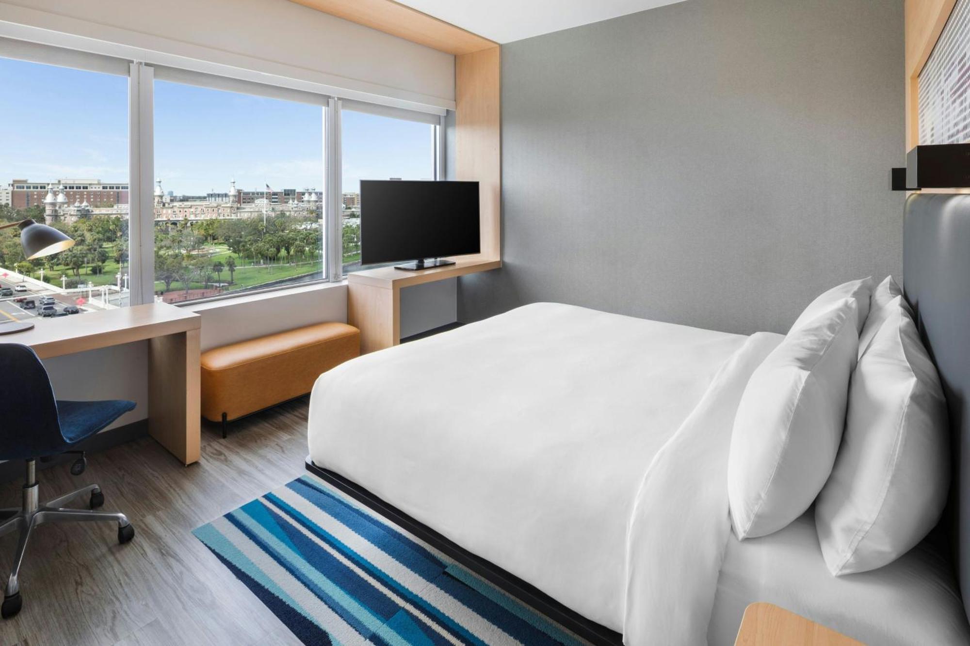 Guest room, 1 King, River view,1660313559:JPEG