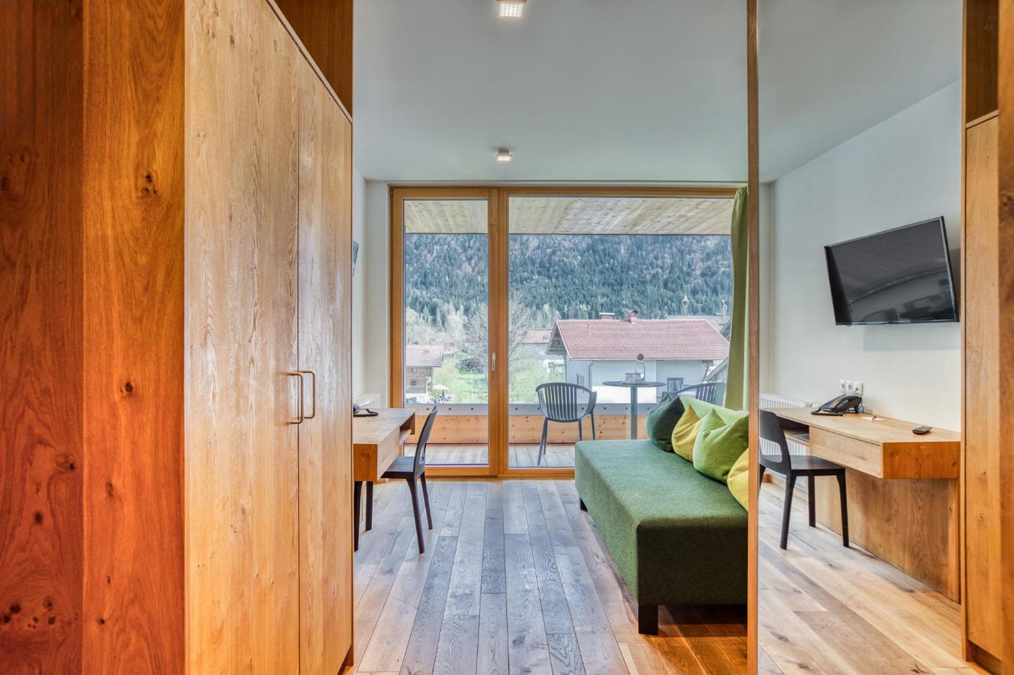 Large Double Room