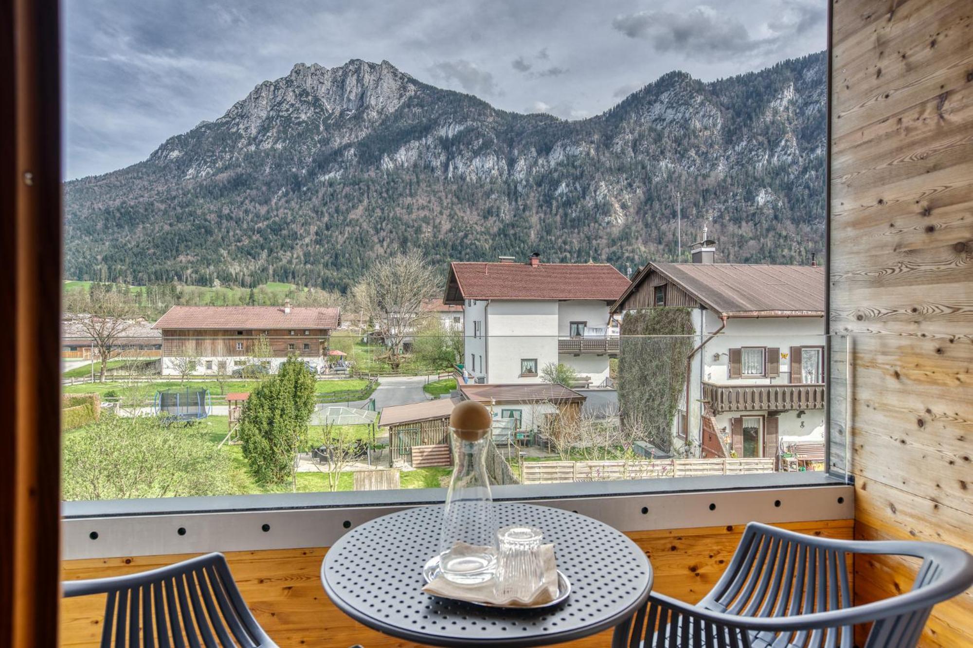 Single Room Balcony,1661636571:JPEG