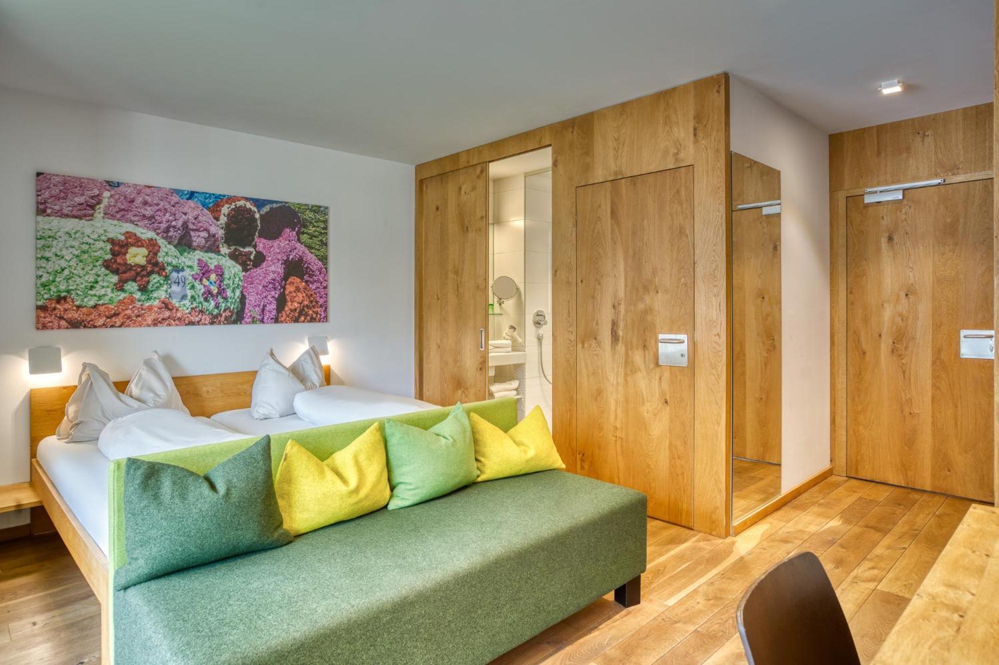 Large Double Room