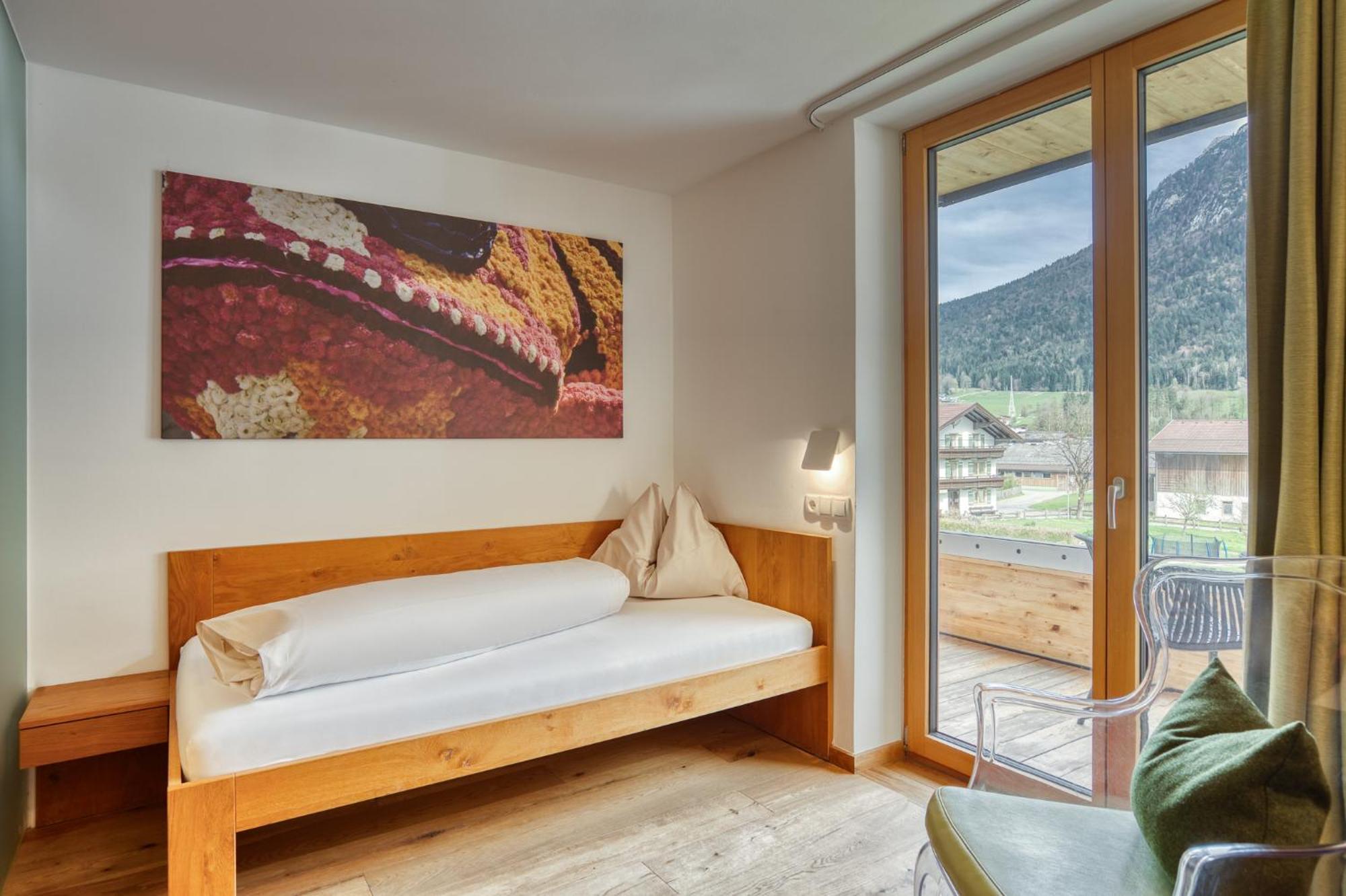 Single Room Balcony