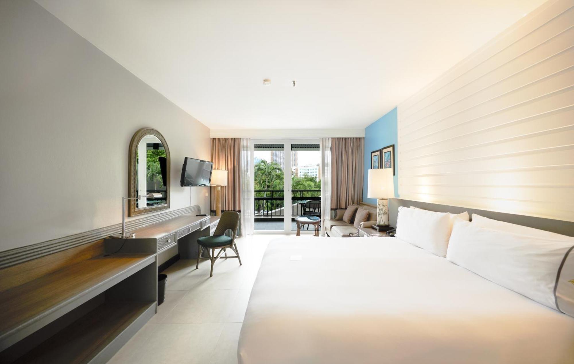 Tropical Superior No View King Bed