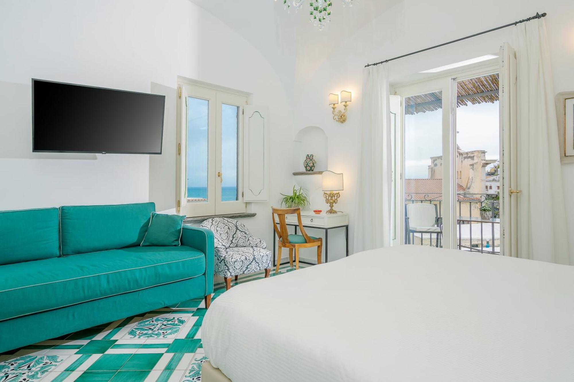 Superior King Room