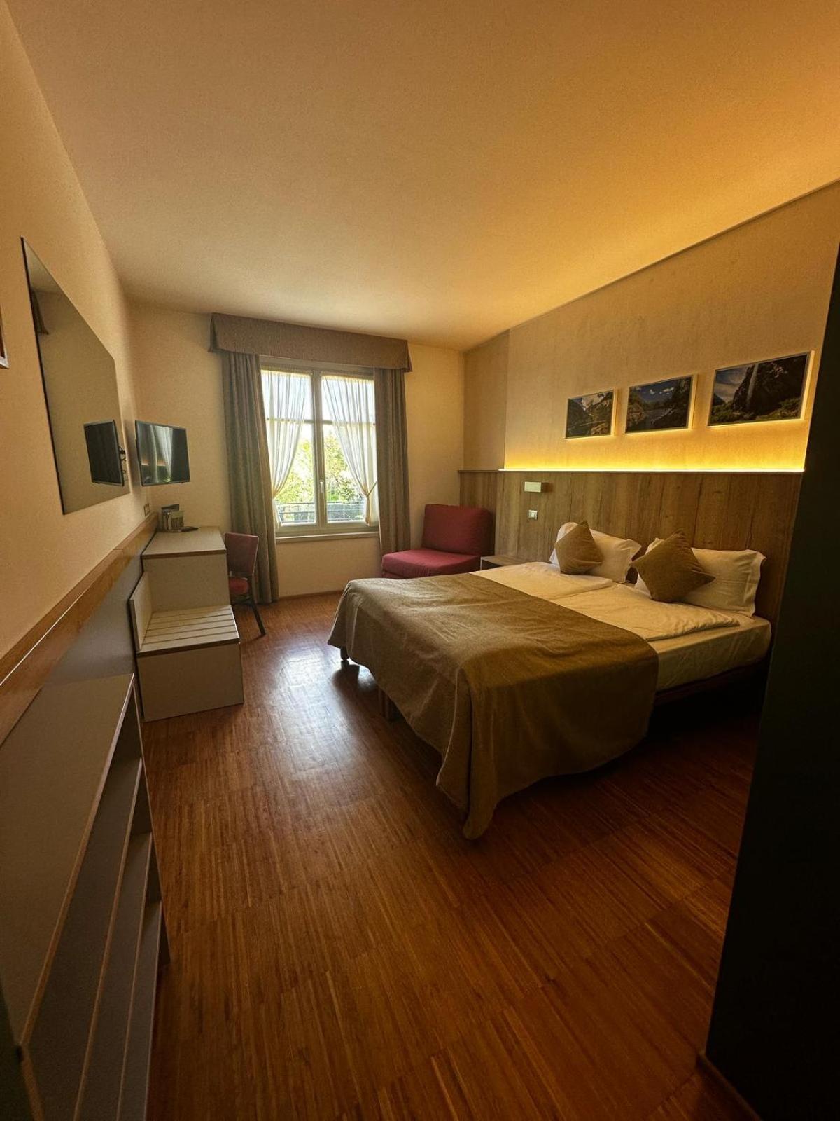 Queen Room - Disability Access,1663735475:JPEG