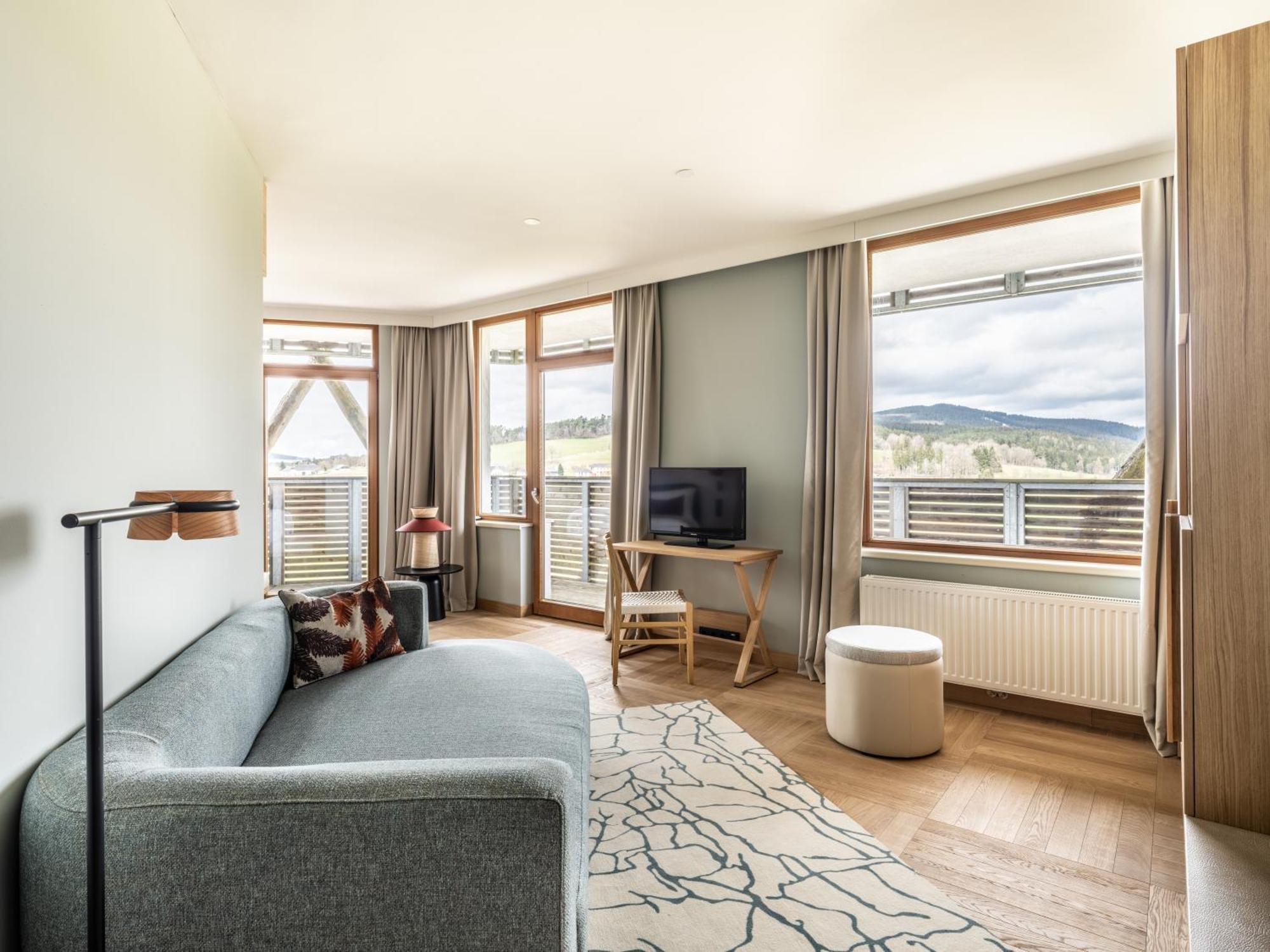 Junior Suite Deluxe Balcony