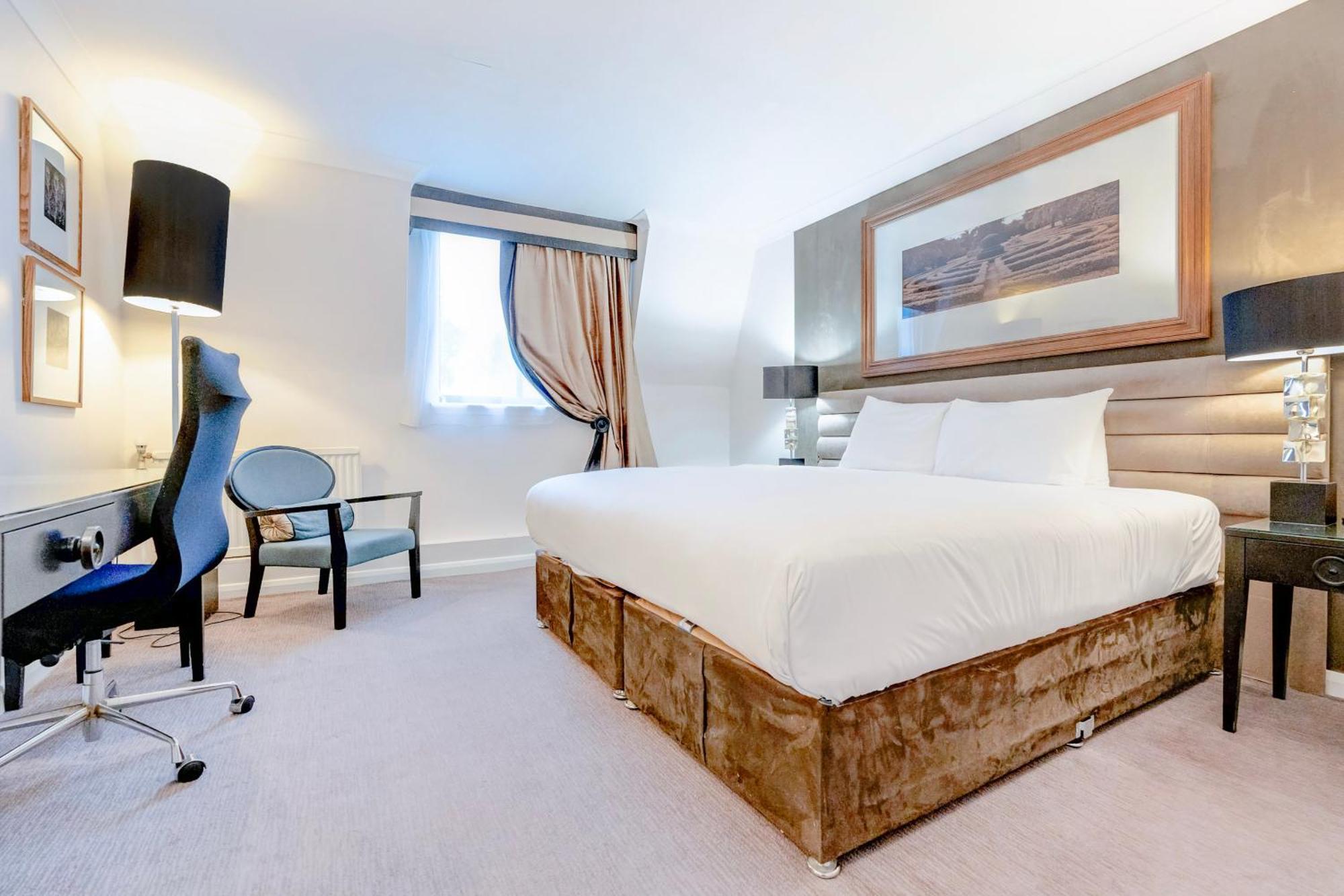 Superior King Room