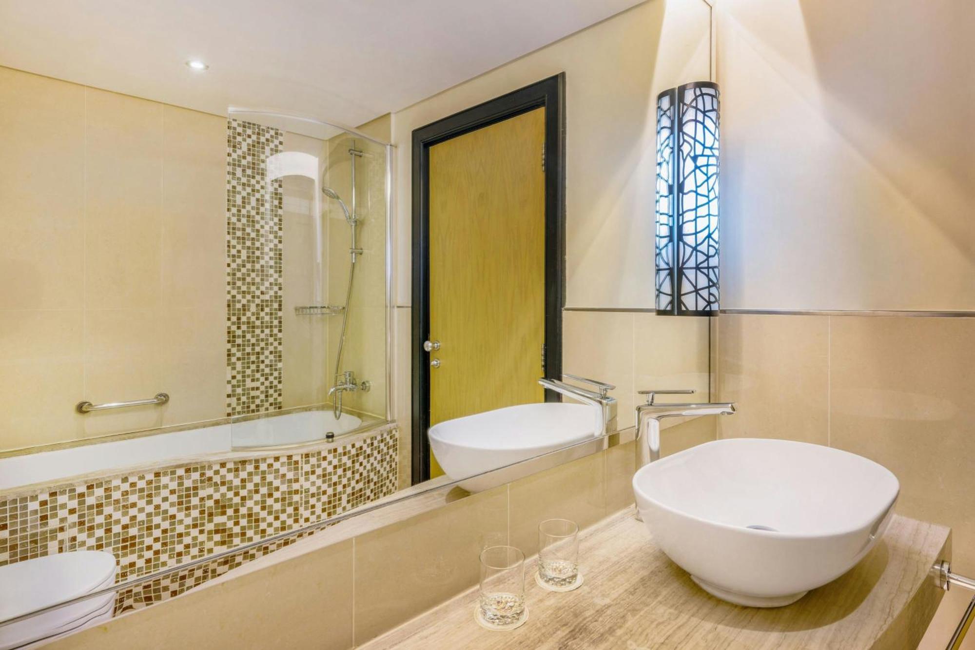 Superior Twin Room Guaranteed 3pm Late Check Out on F&B applicable only on weekdays