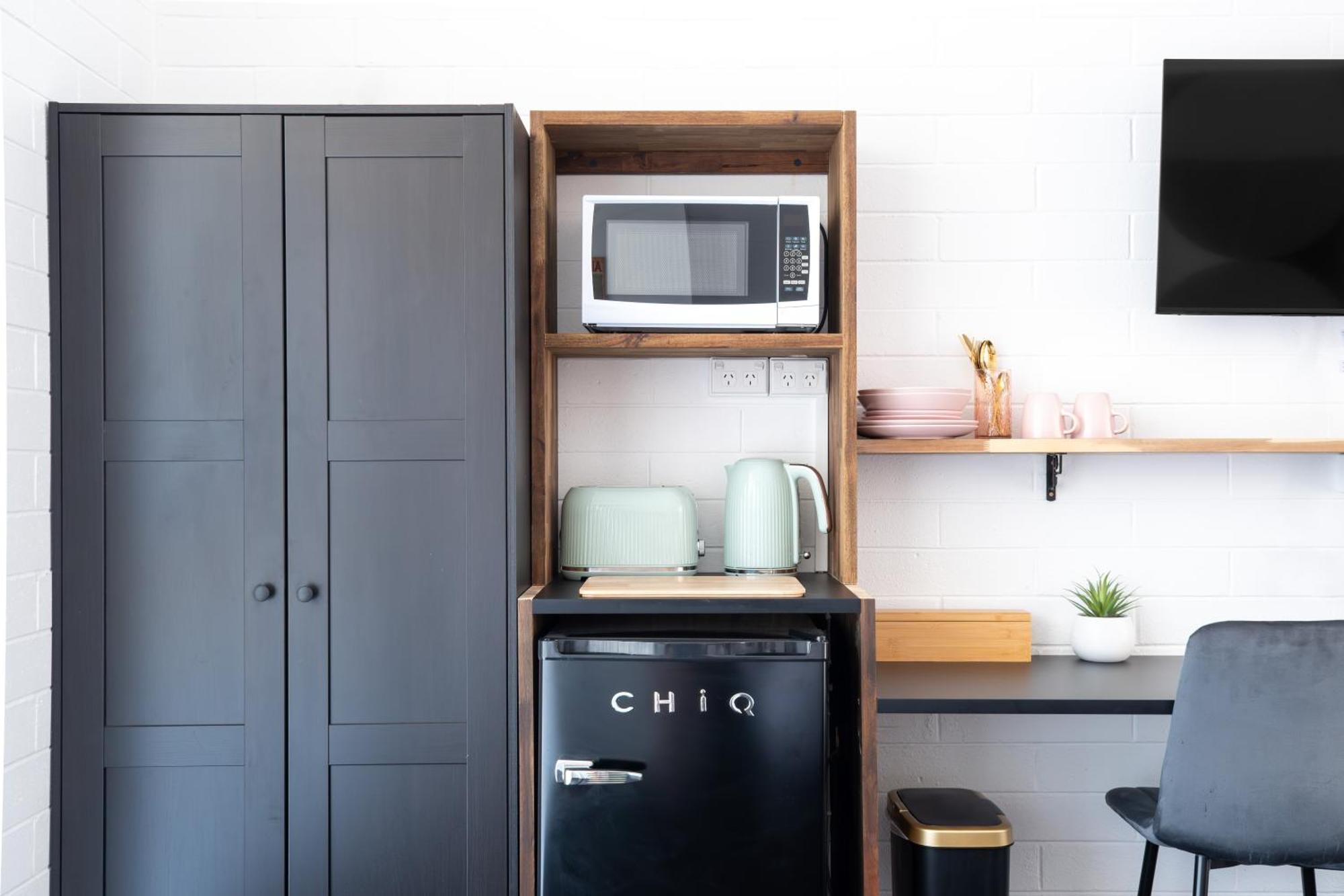 Family Studio,1665409554:JPEG