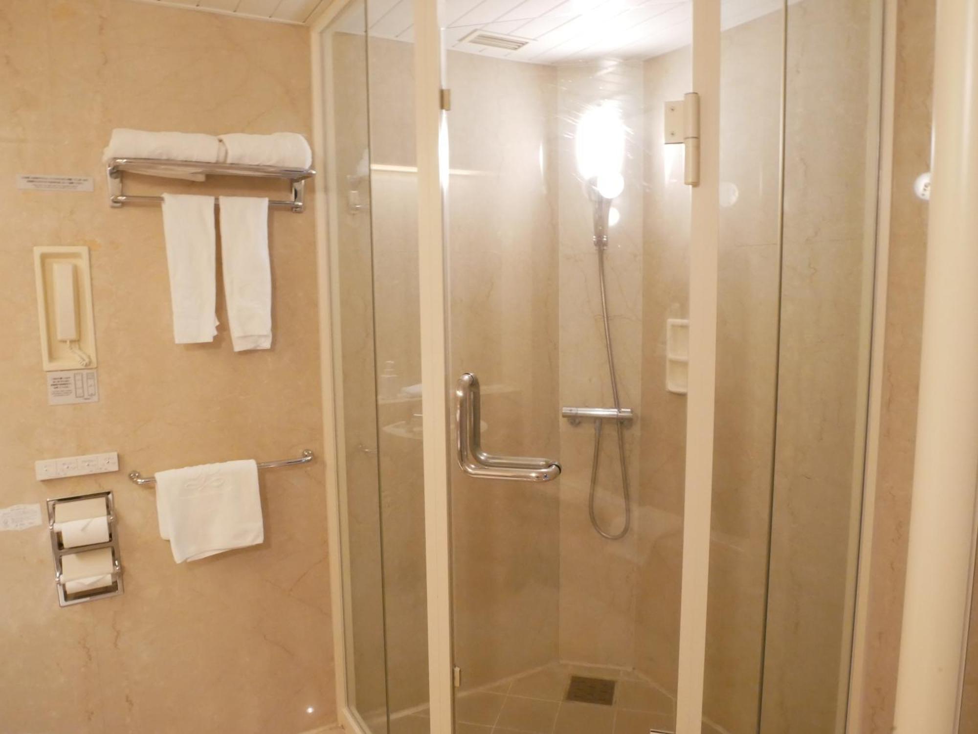 Premium Twin Room Non-Smoking