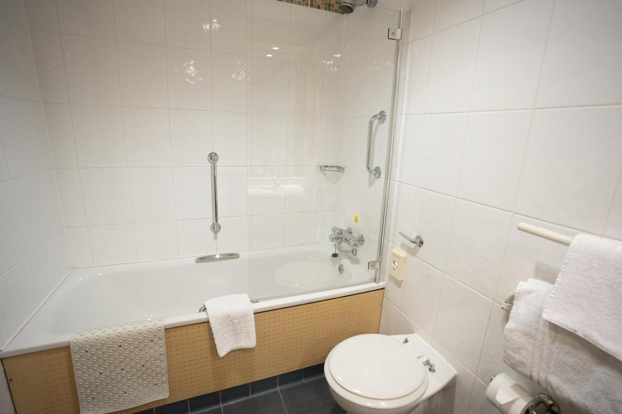 Standard Room Pitch View