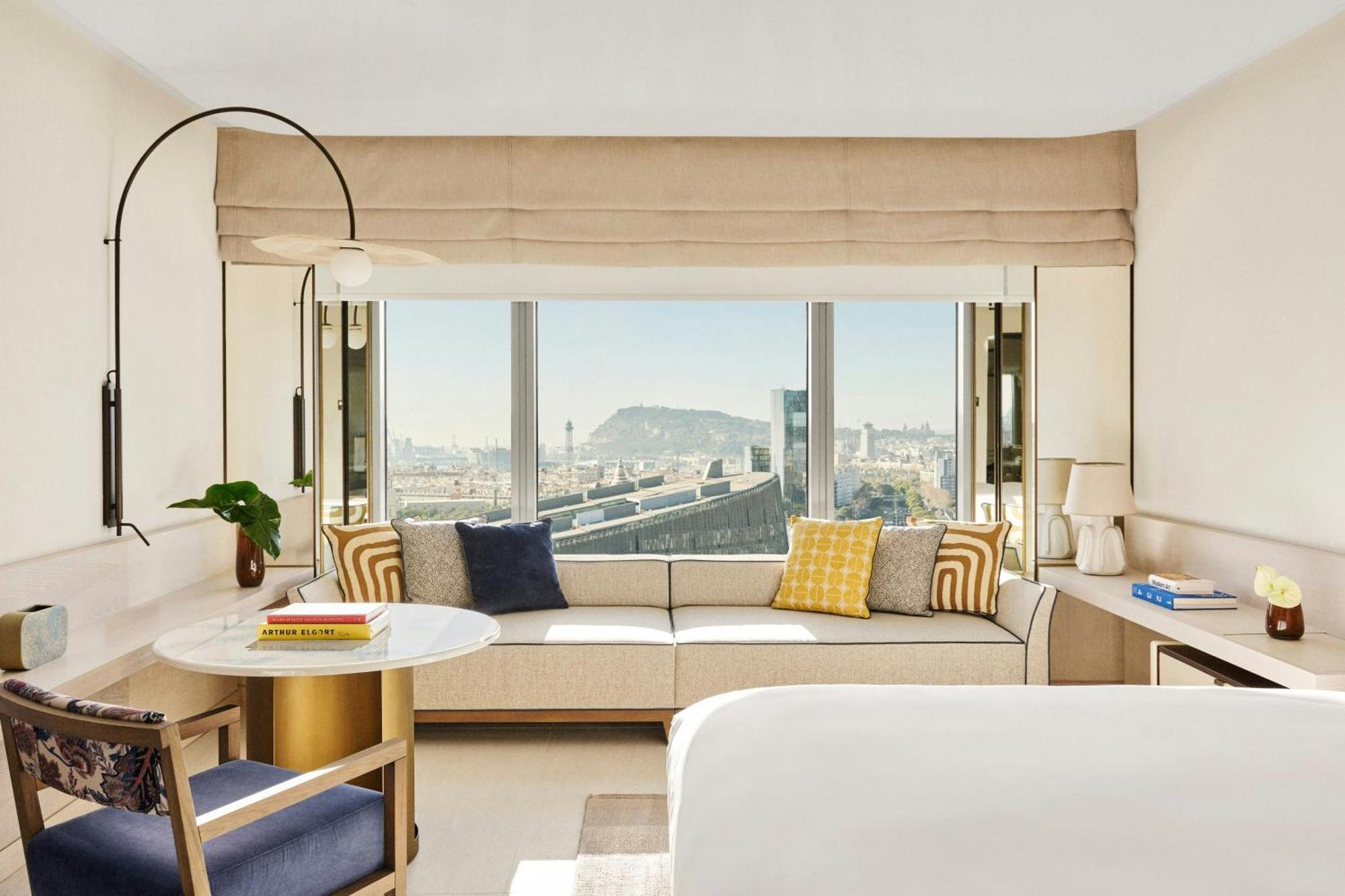 Scenic King Room