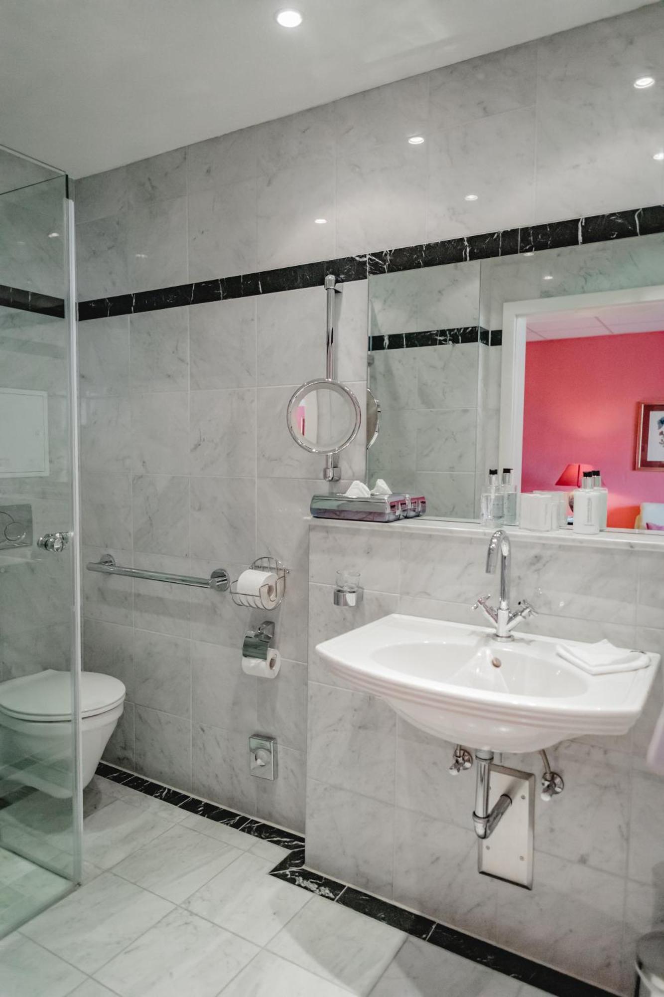 Deluxe Single Room