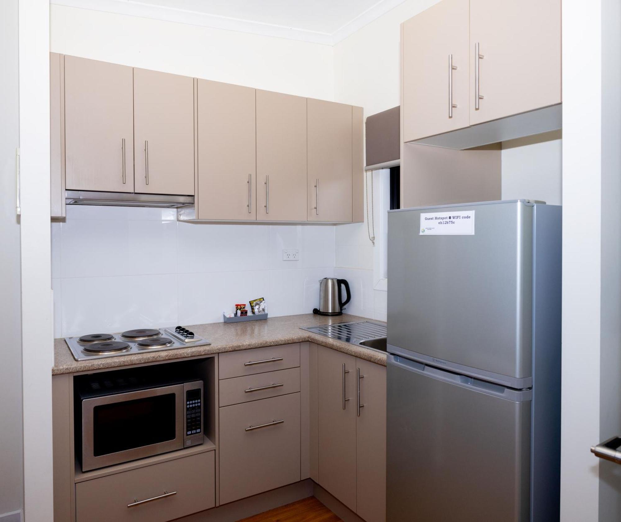 Studio Deluxe Accessibility Cabin
