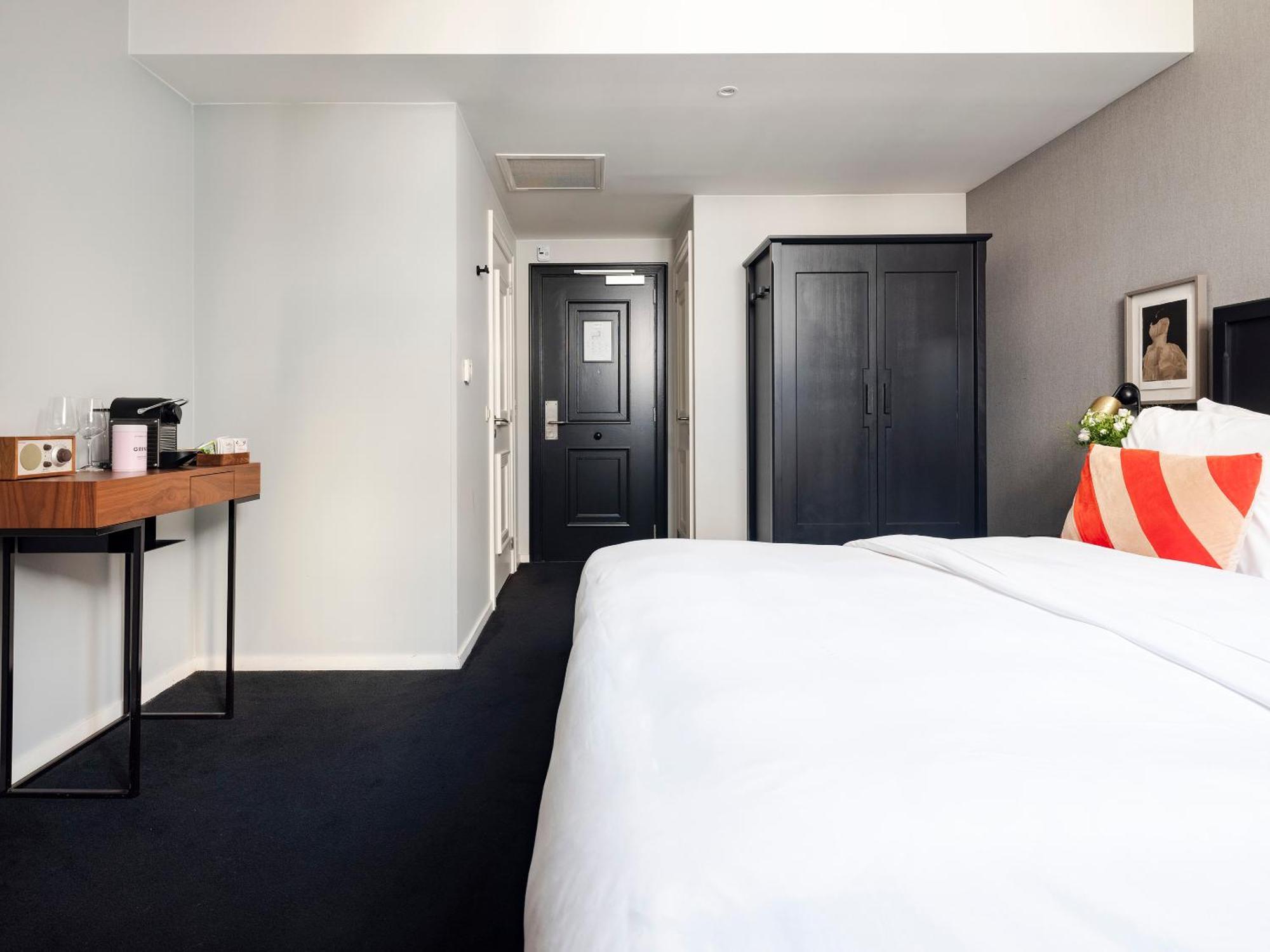 Medium Room Attic