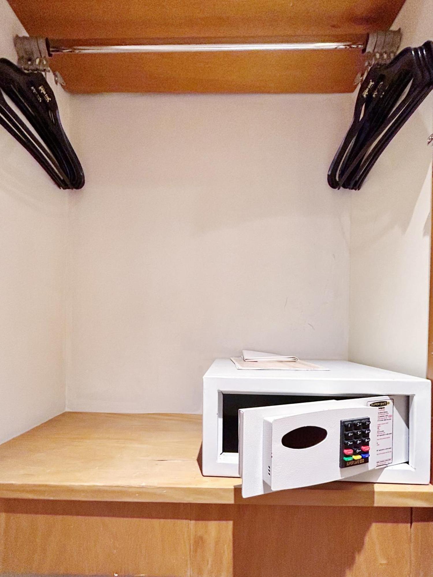 Triple Room,1669818055:JPEG