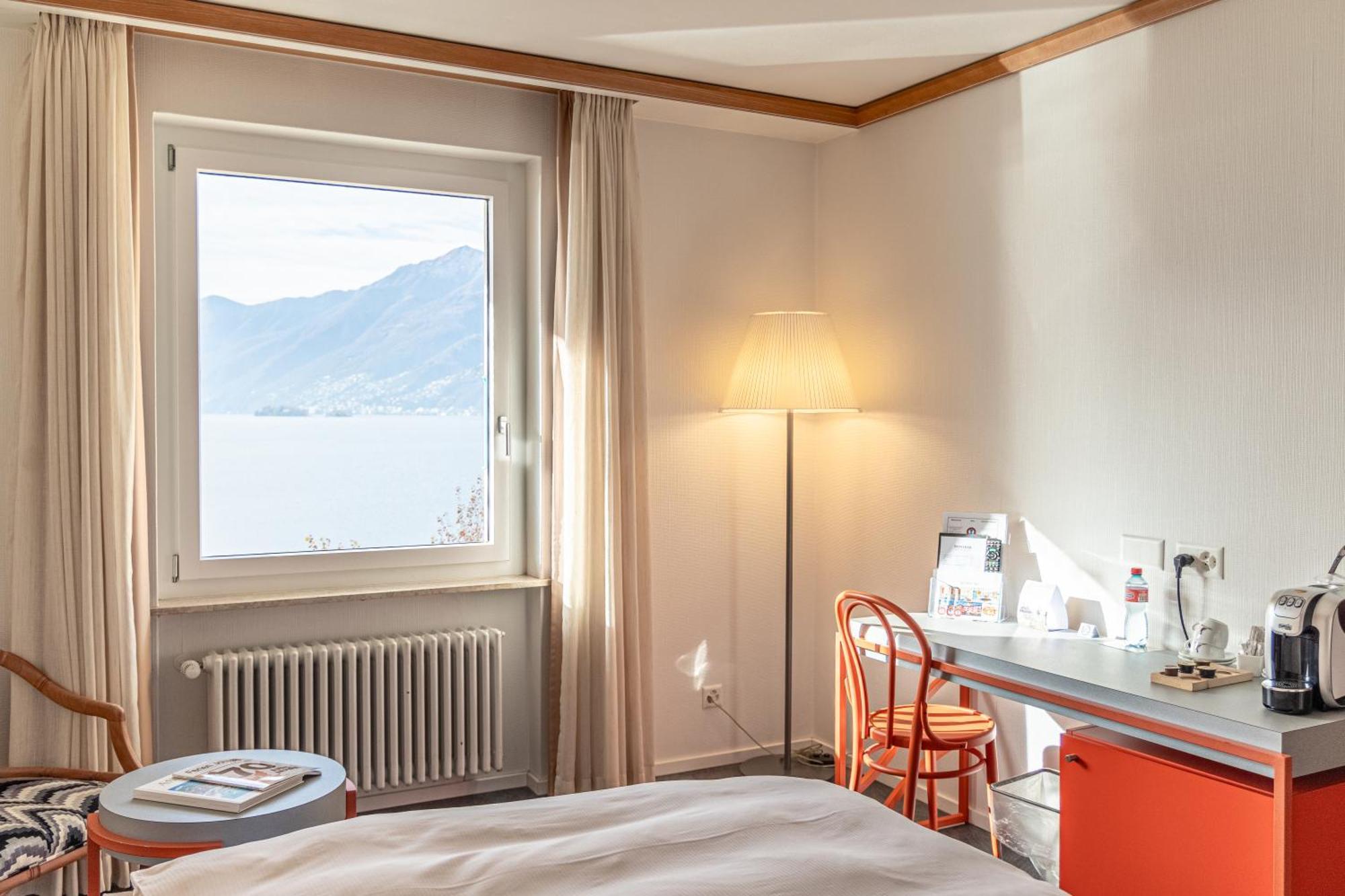 Twin Room Lake View