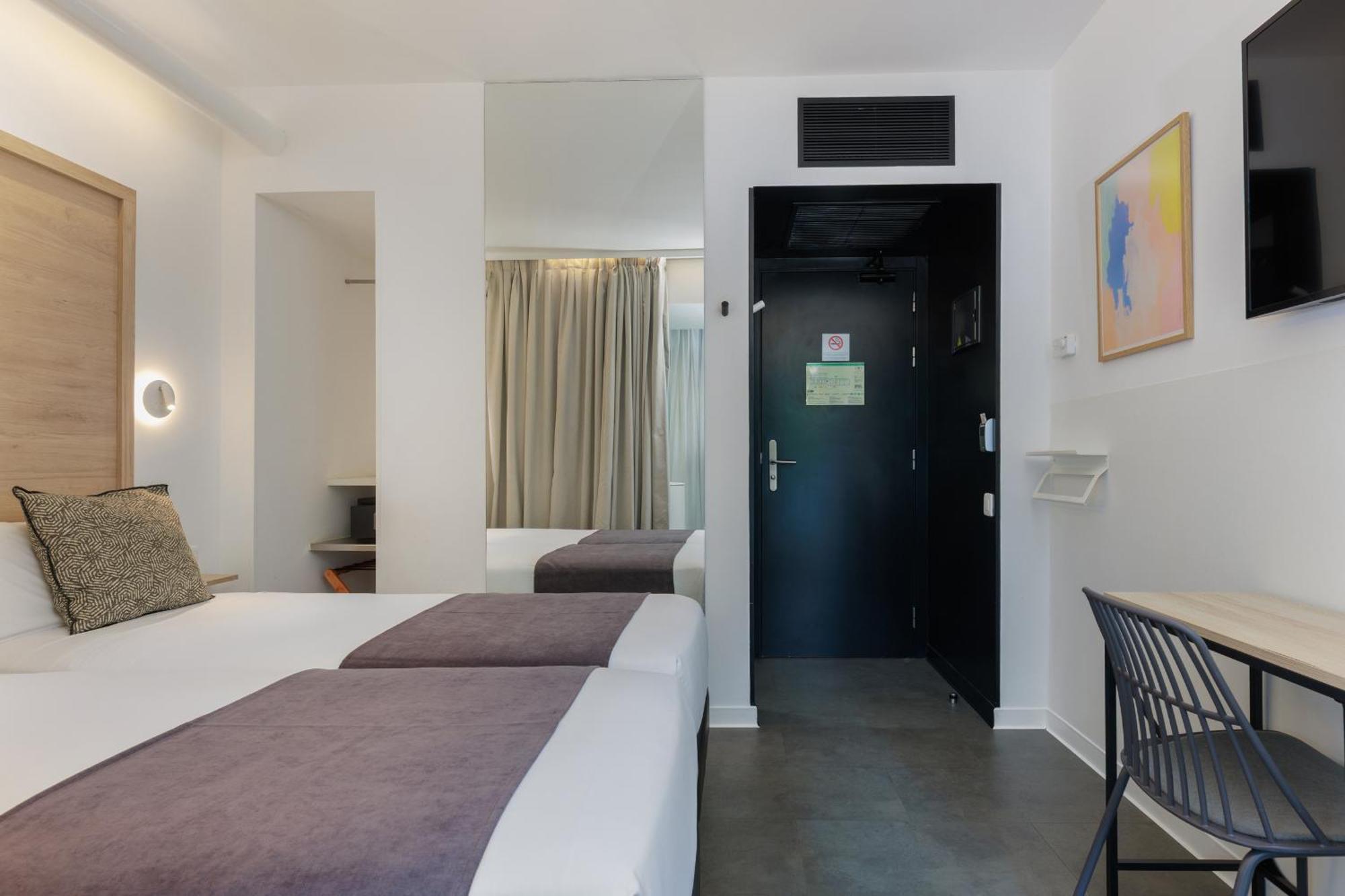 Basic Double Room