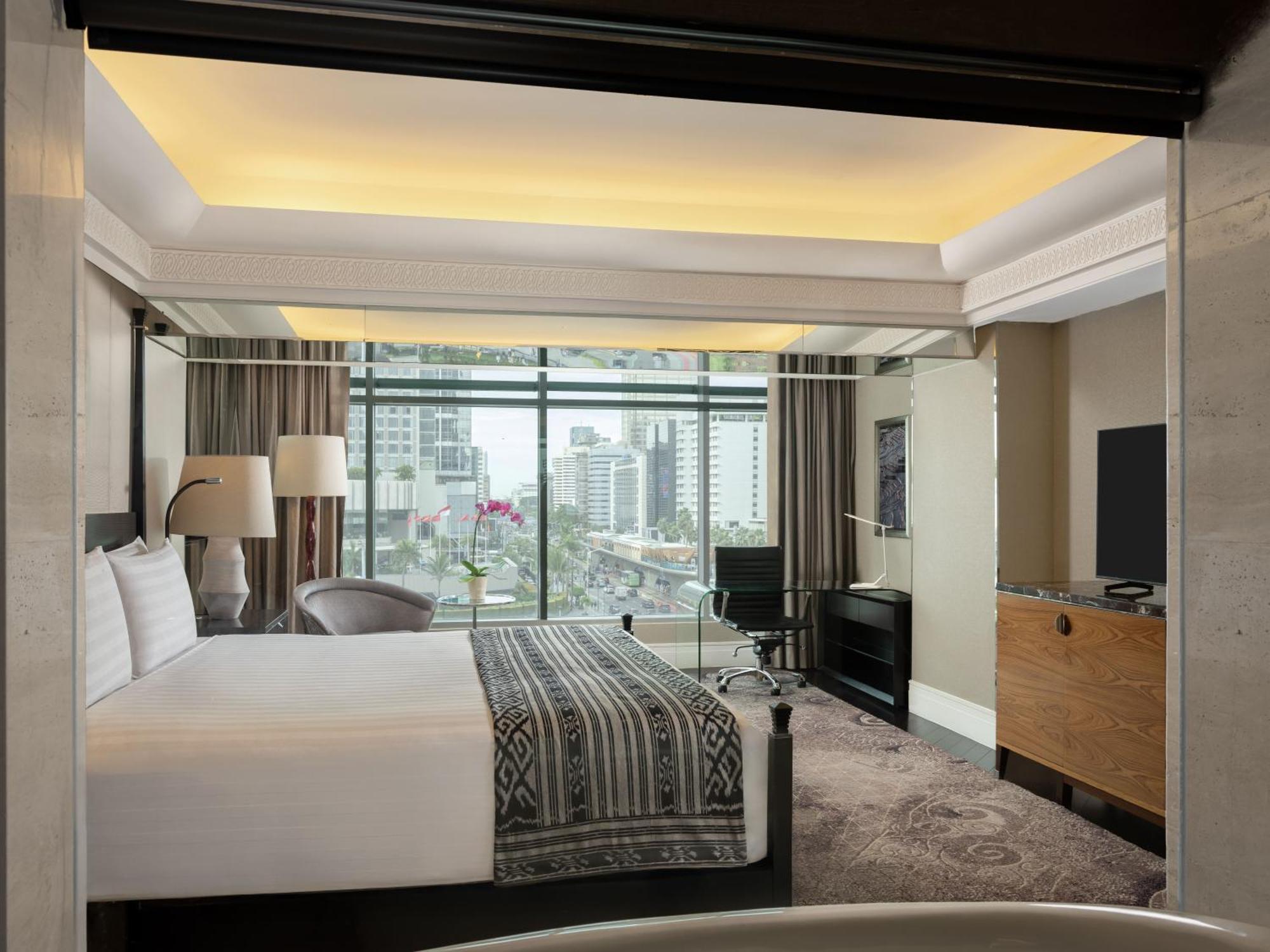 Deluxe King Bundaran HI view