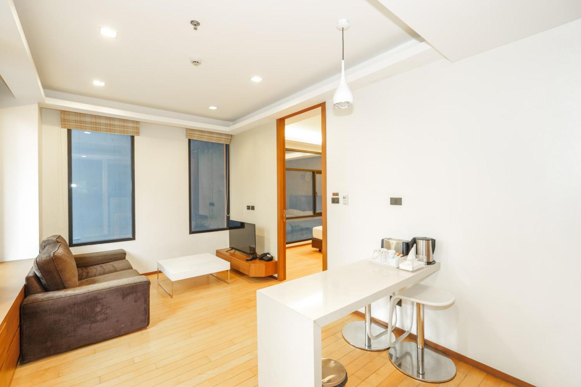 One-Bedroom Suite