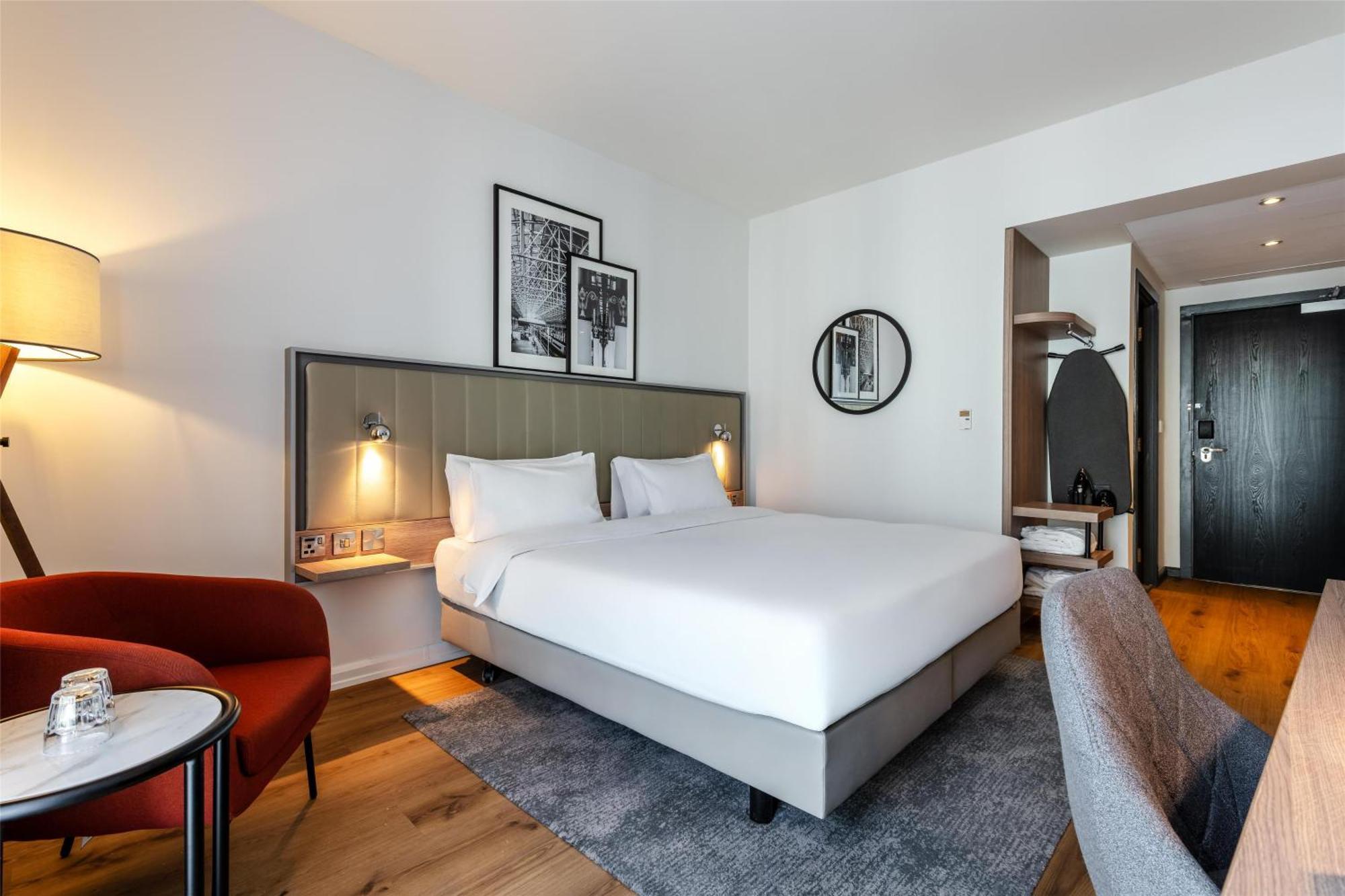 Net Zero Superior Room