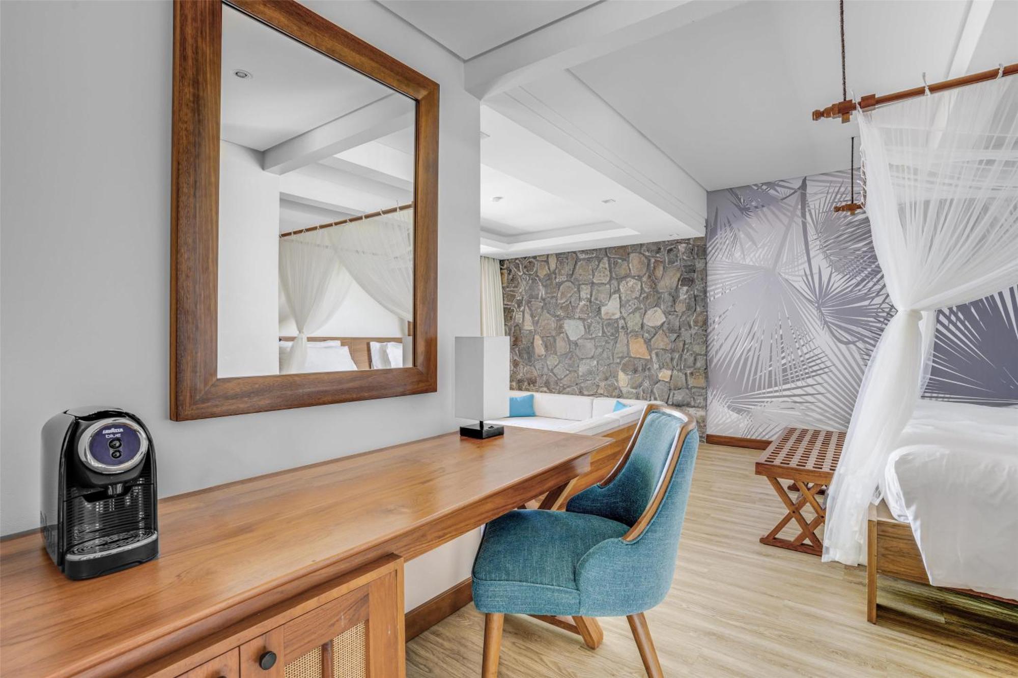 Deluxe Lagoon View Twin Room,1670712475:JPEG