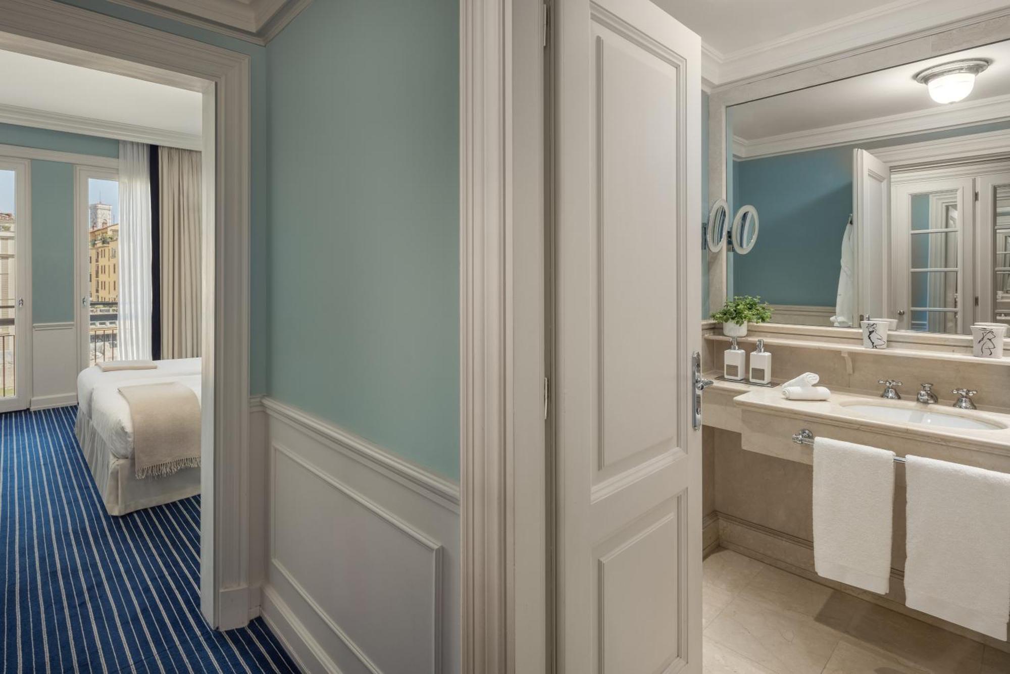 Superior Double or Twin Room with River View,1672568792:JPEG