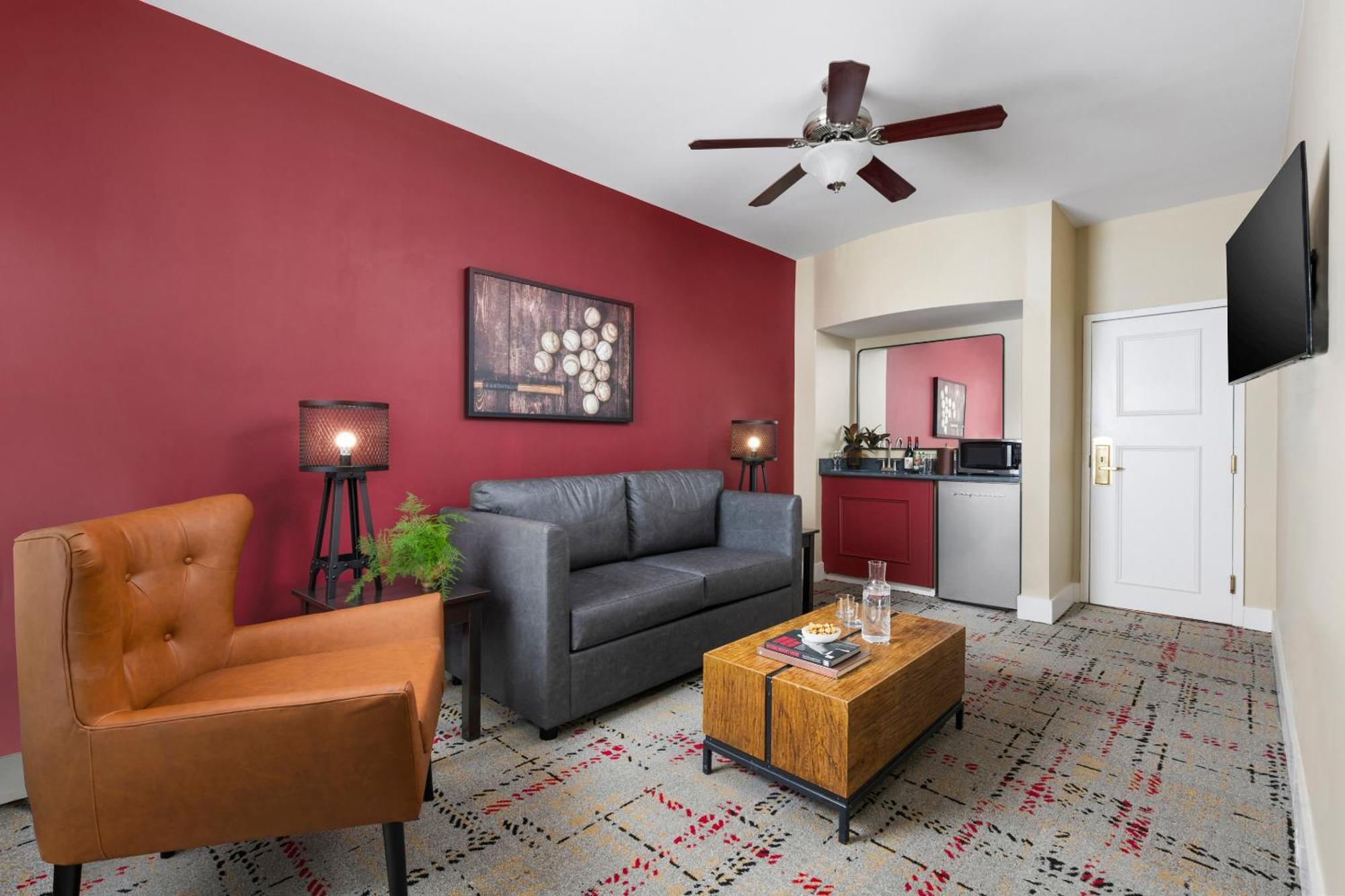 King Suite,1673650481:JPEG