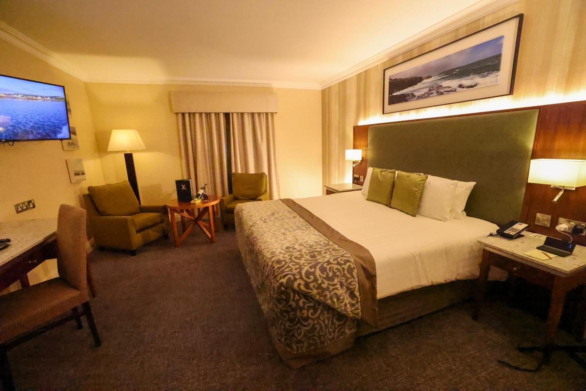 Executive King Room