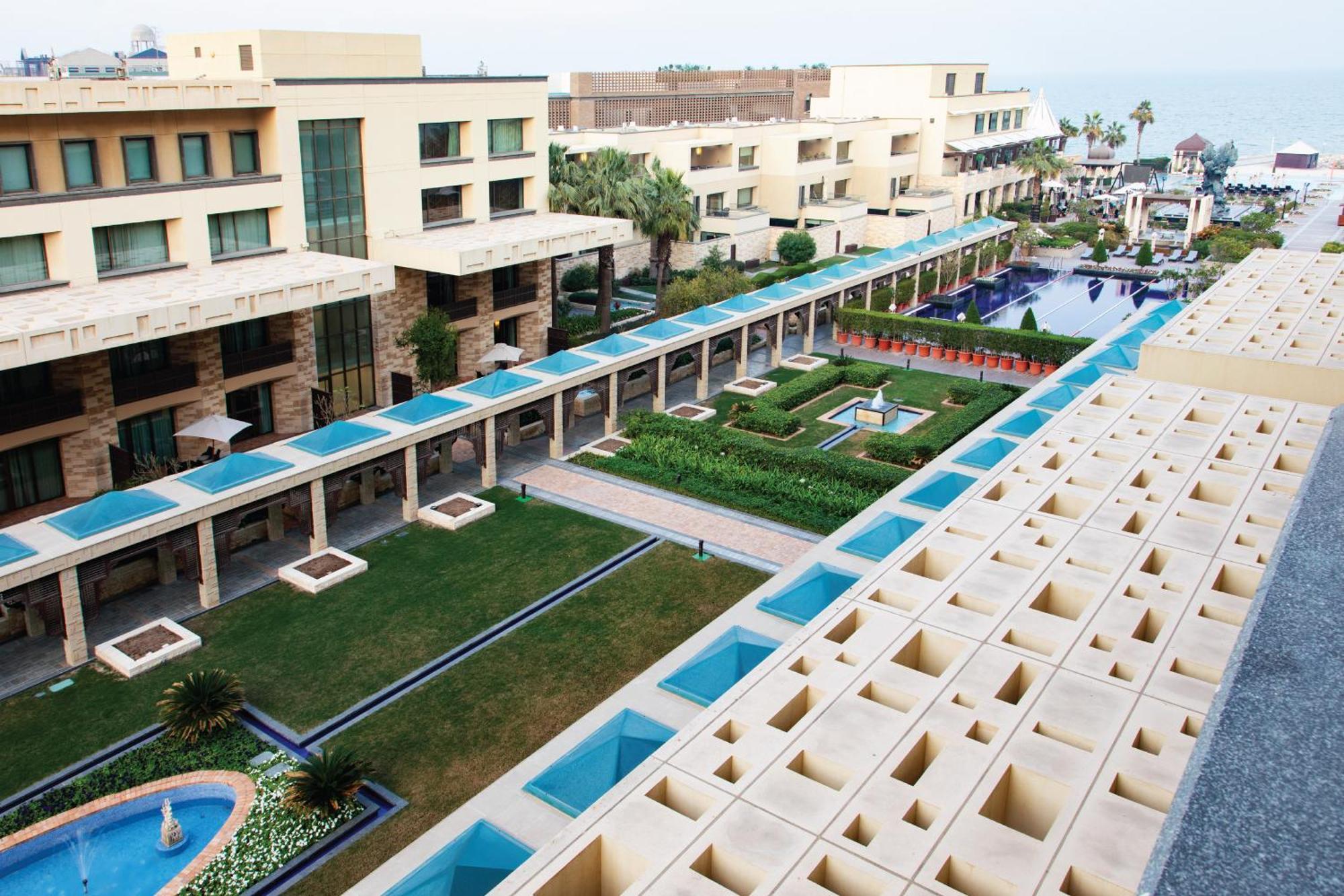 Grand Deluxe Garden View Room