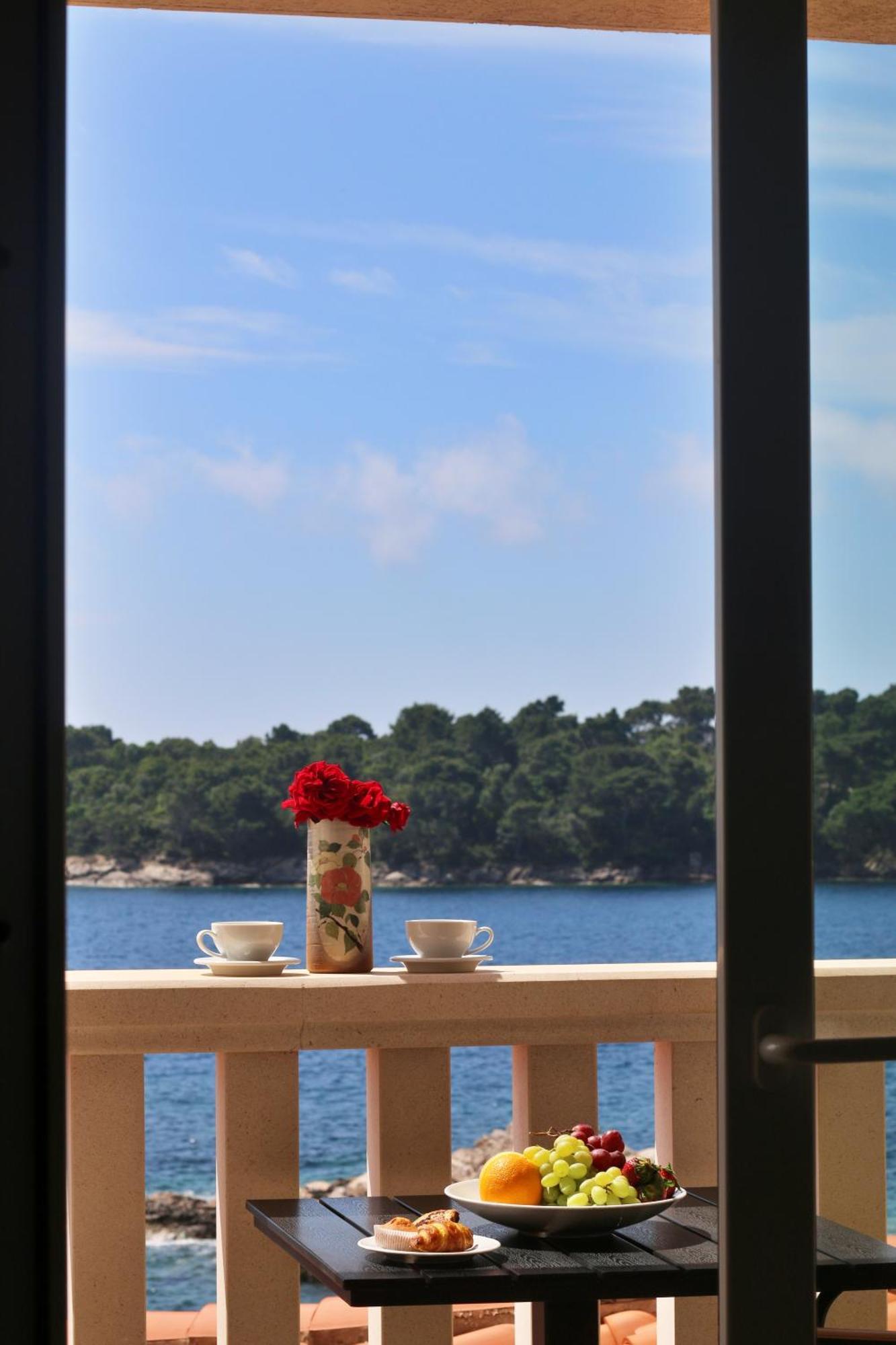Double Room Balcony Sea View