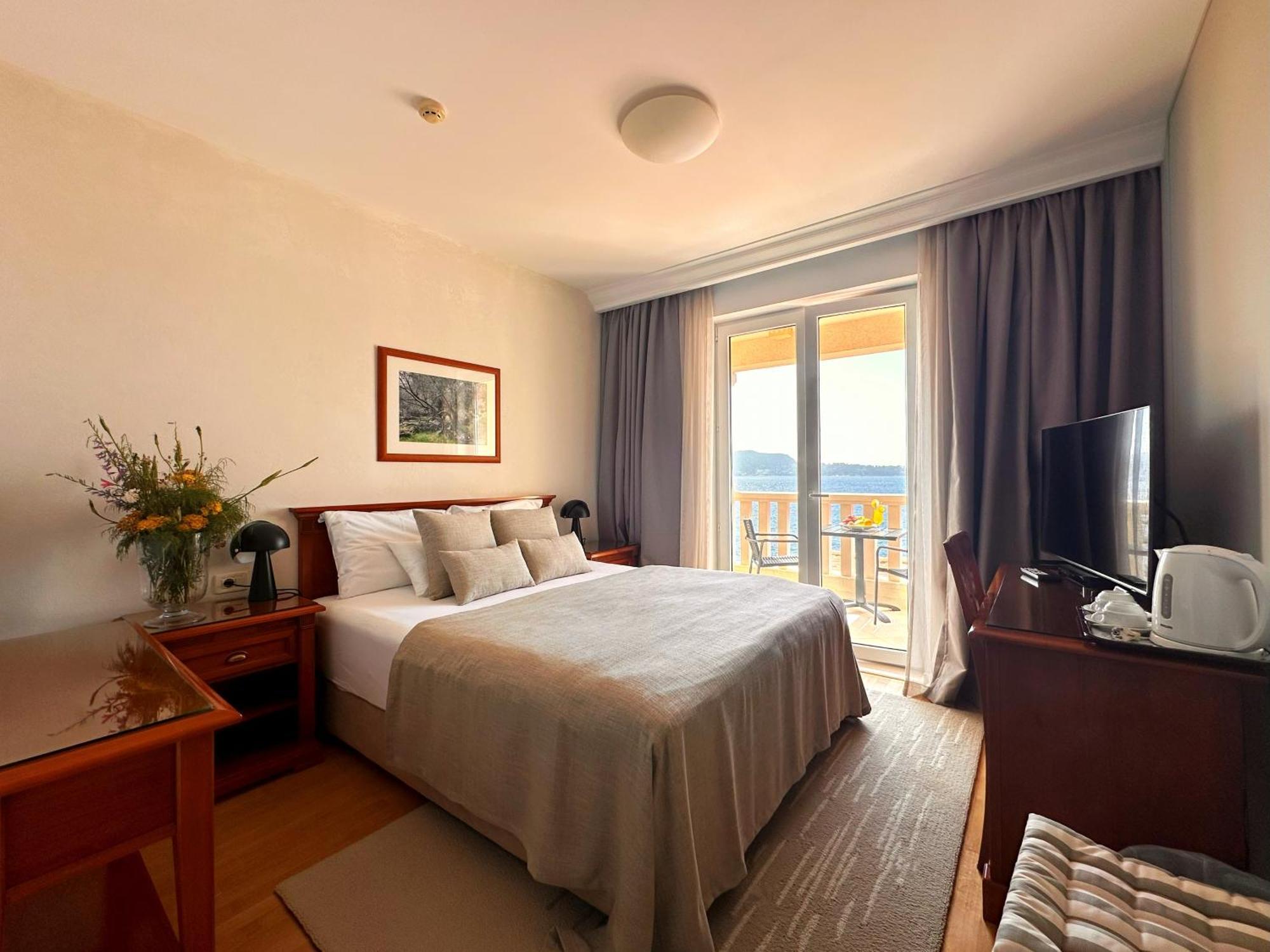Double Room Balcony Sea View