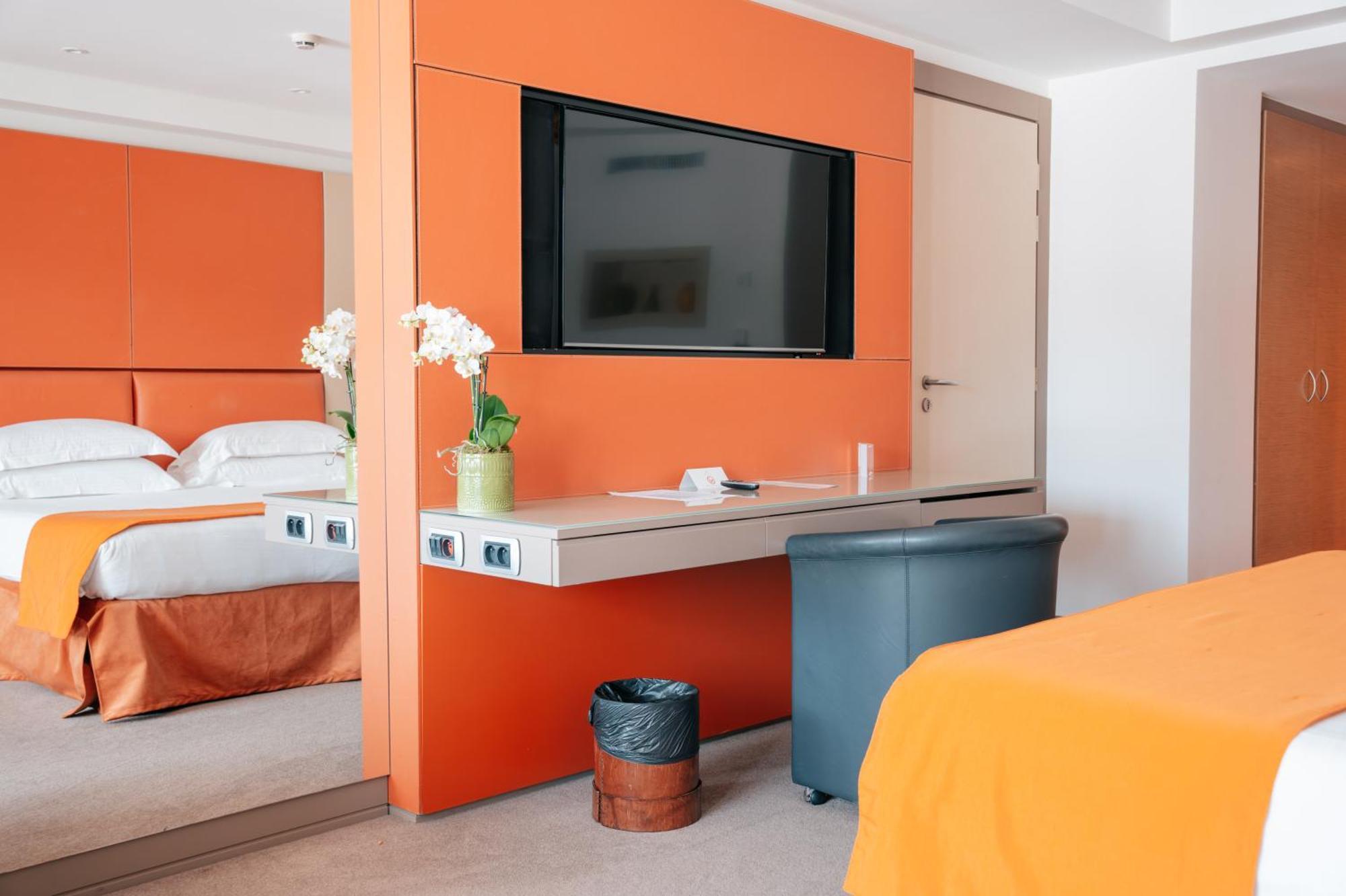 Junior Suite Harbor view