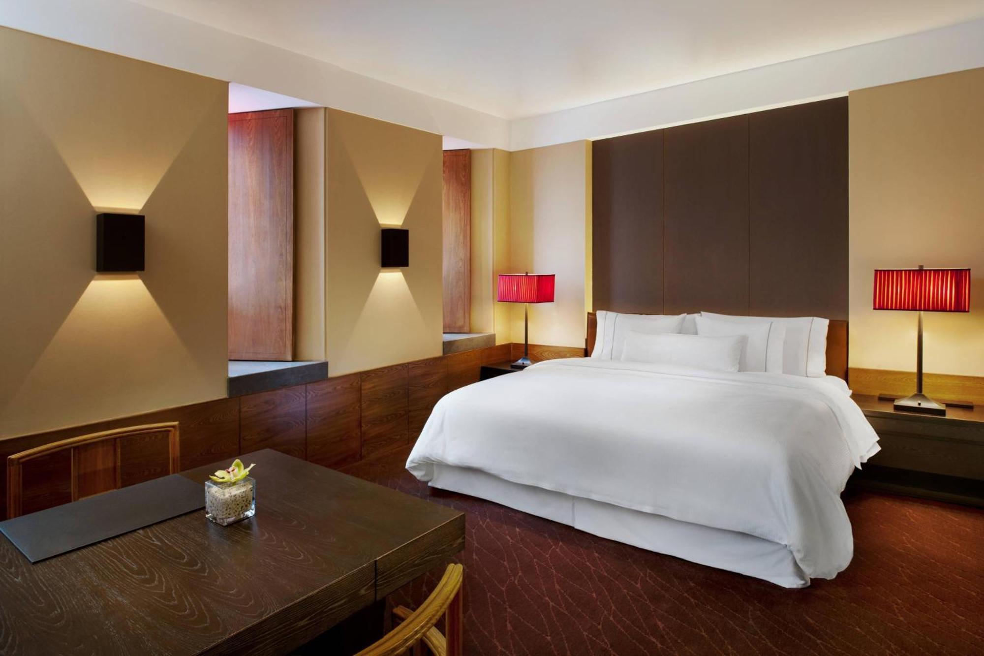 Premier Room, Guest room, 1 King