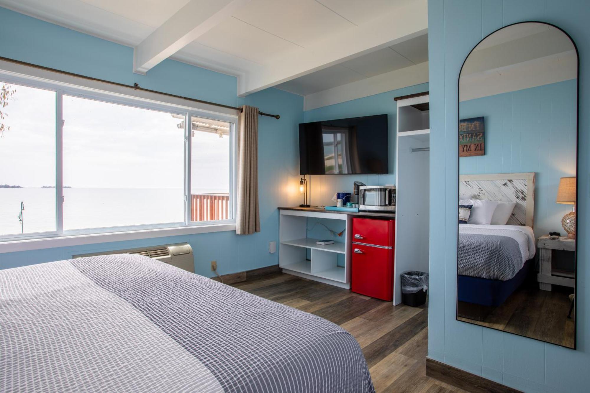 King Room Lake View