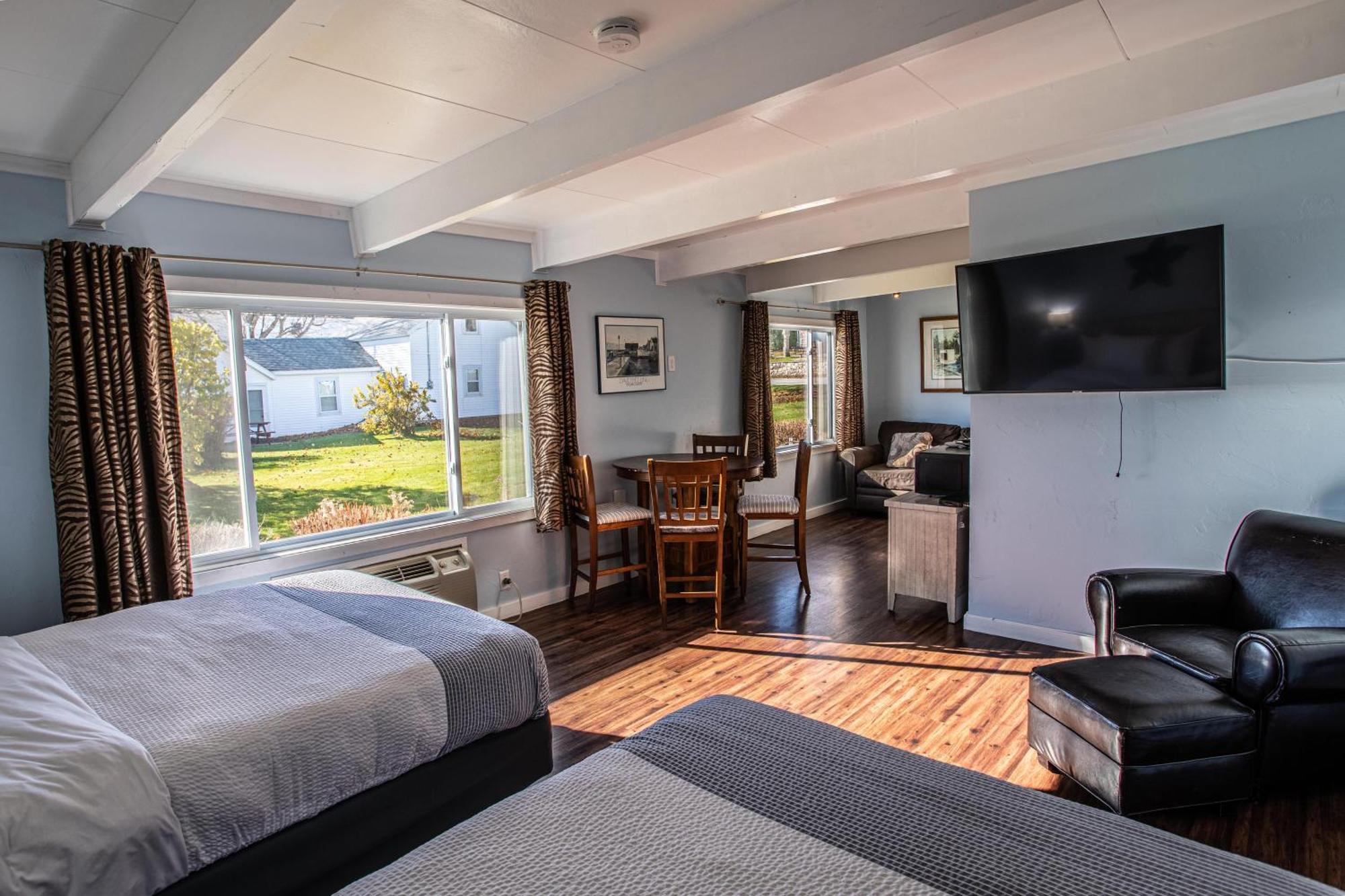 Standard Family Room