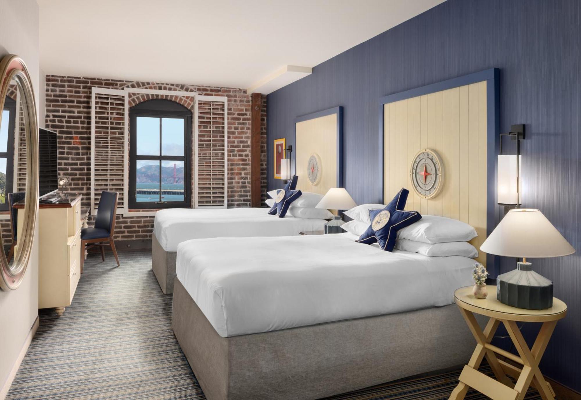 Queen Room Two Queen Beds Bay View