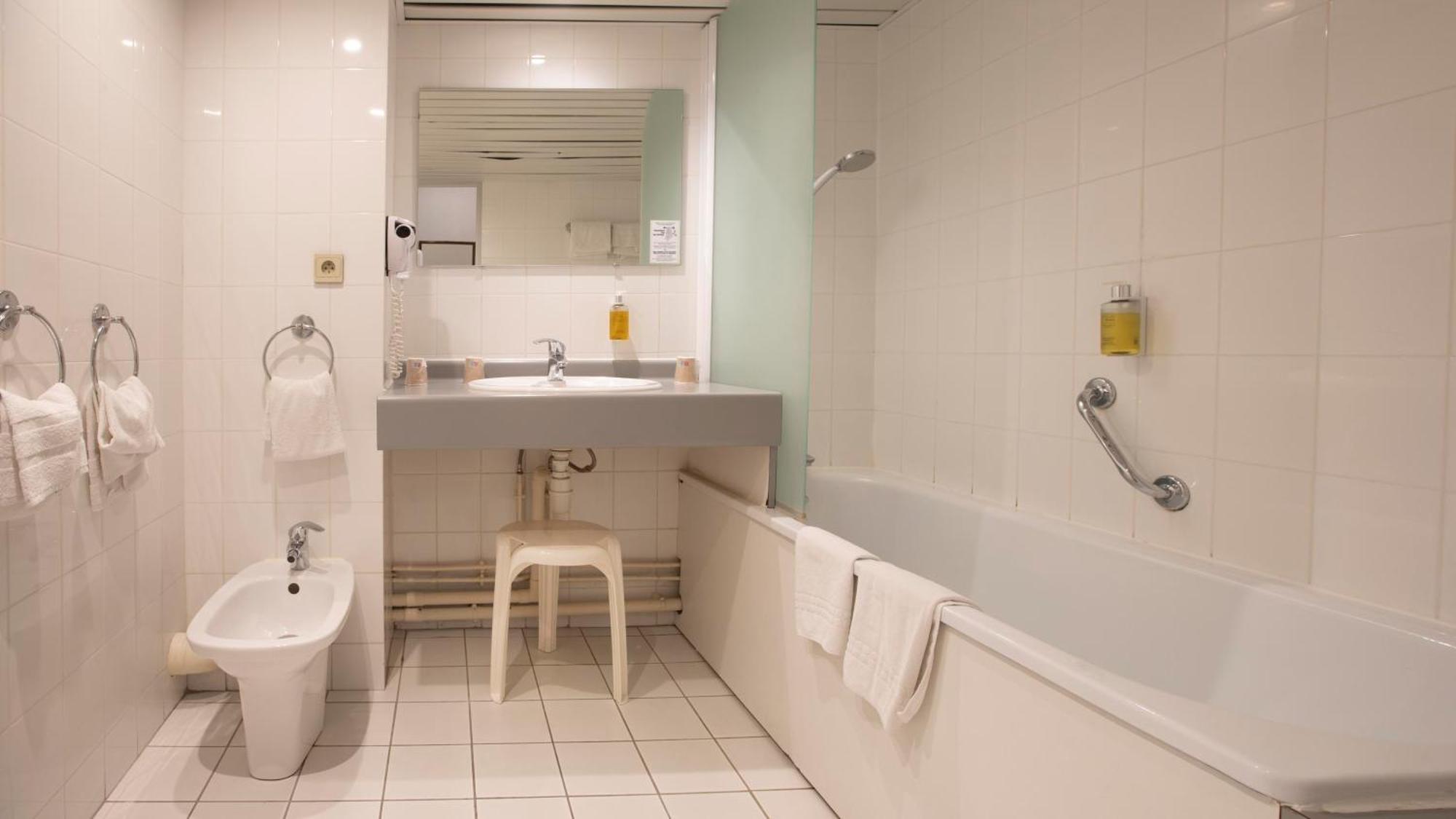Classic Quadruple Room